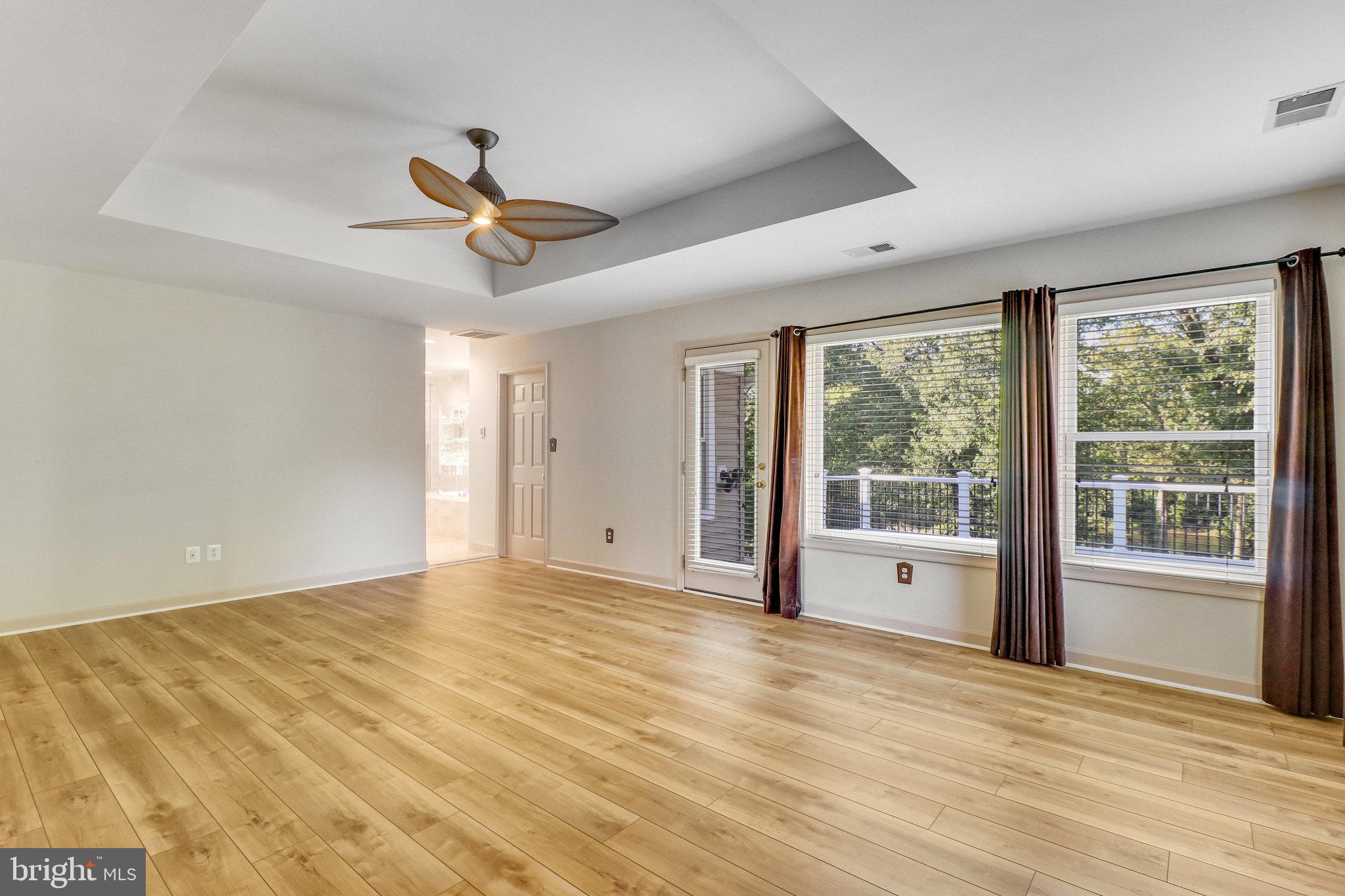 BROAD RUN FARMS - Residential