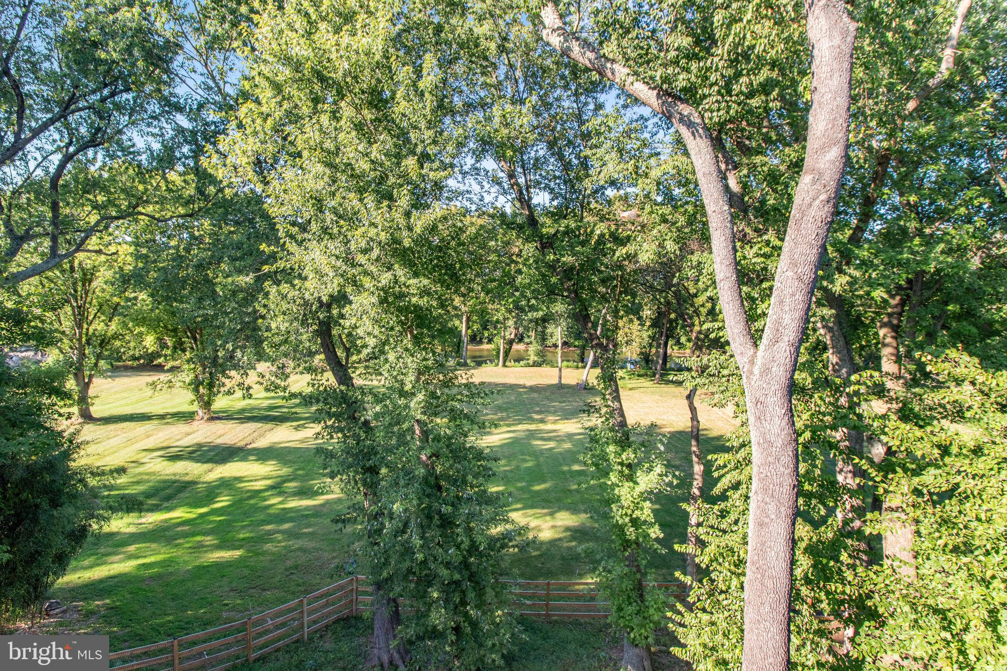 BROAD RUN FARMS - Residential