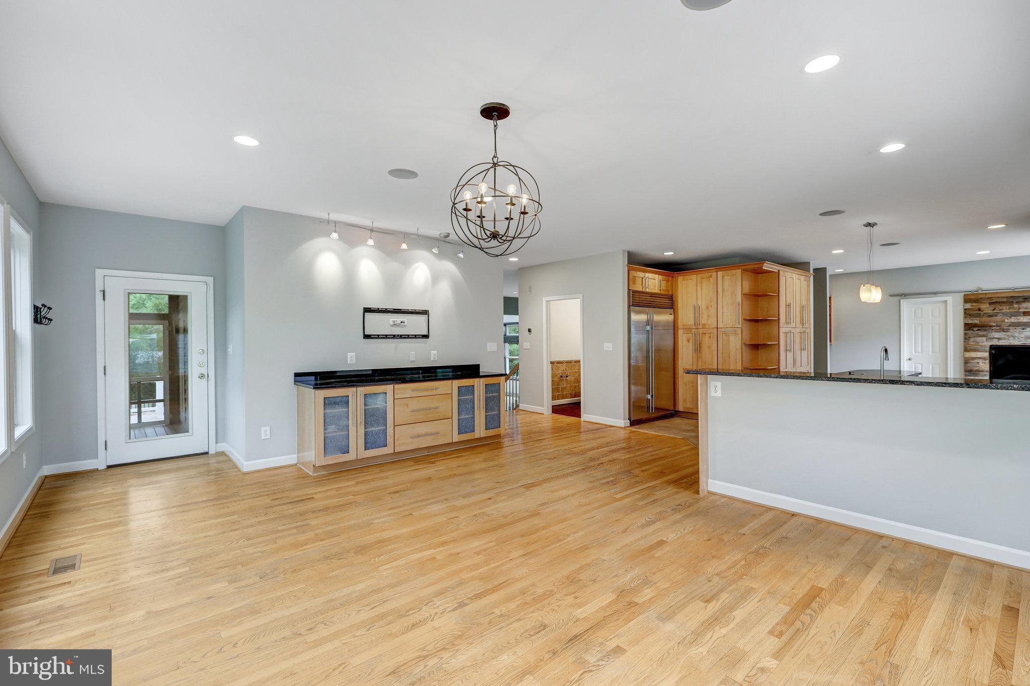 BROAD RUN FARMS - Residential