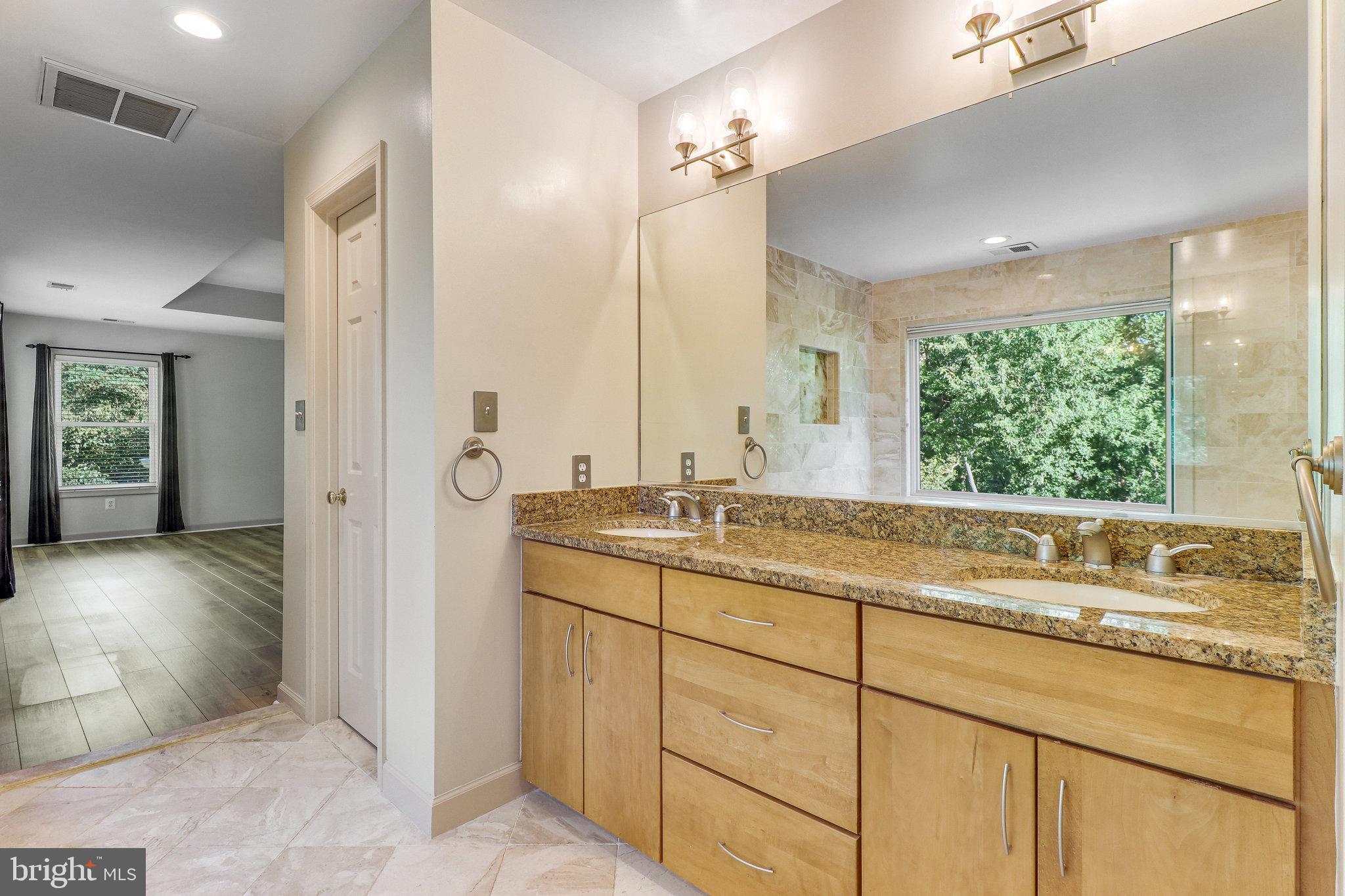 BROAD RUN FARMS - Residential