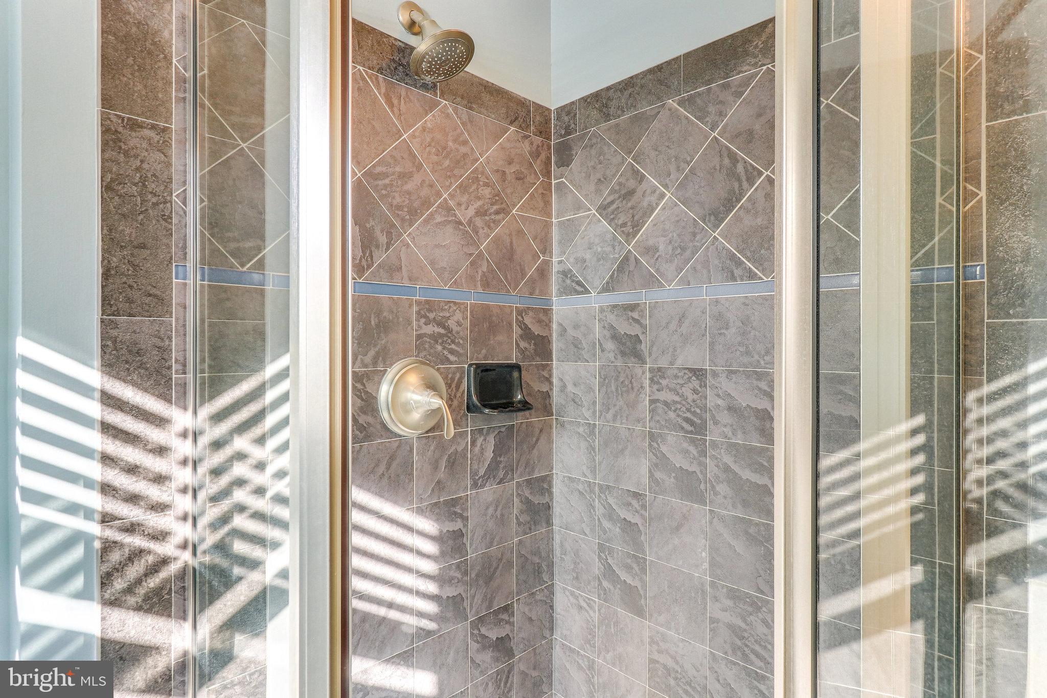 BROAD RUN FARMS - Residential