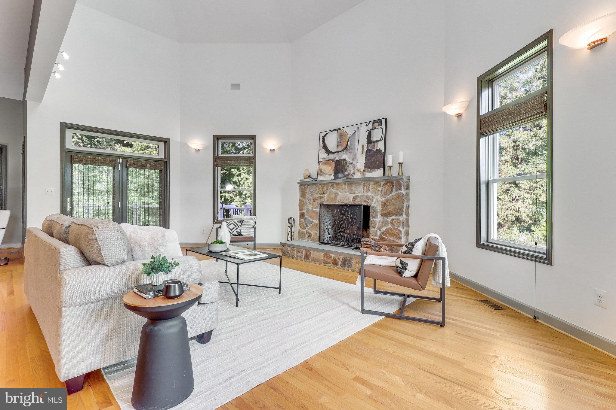 BROAD RUN FARMS - Residential