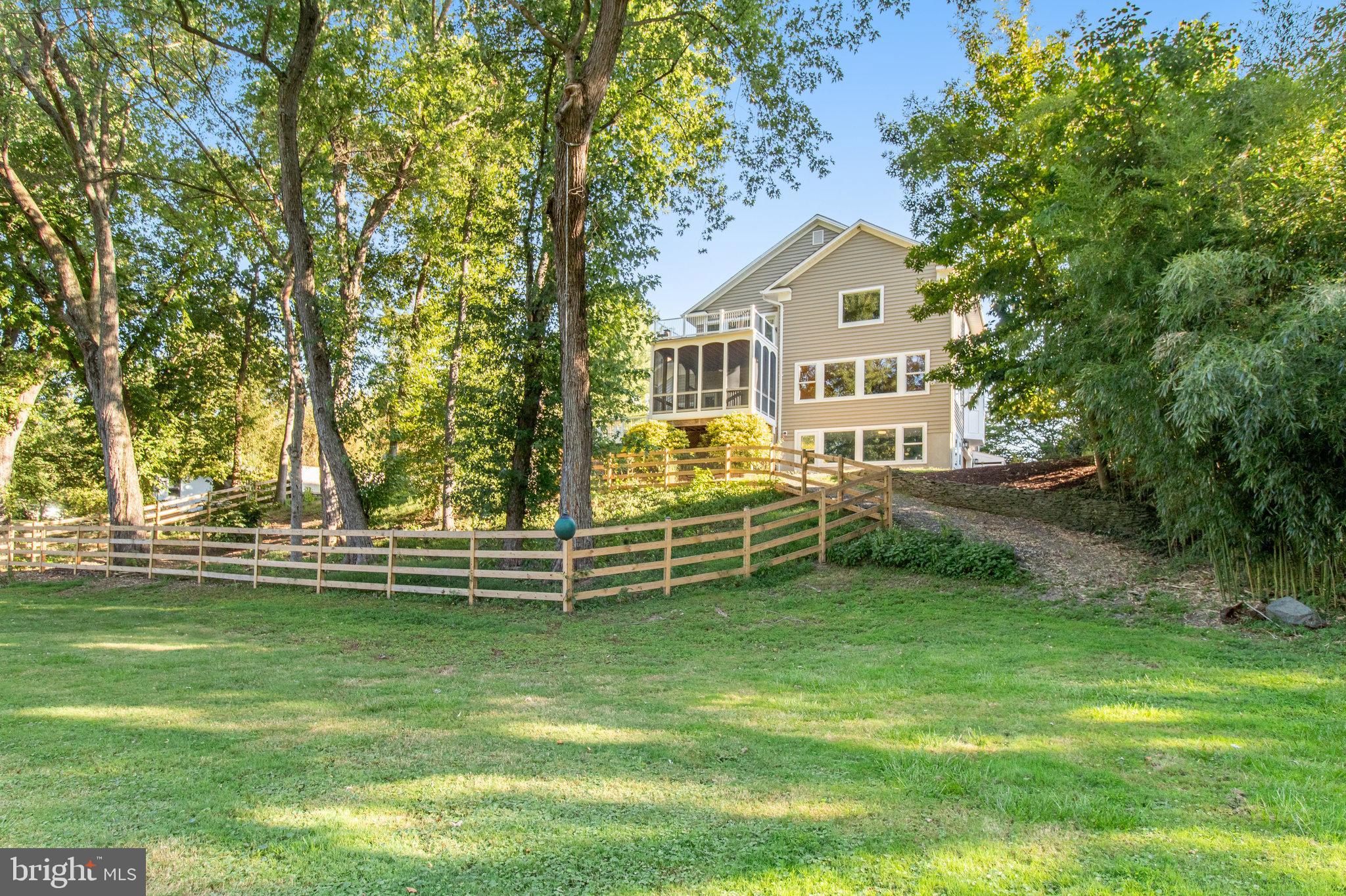 BROAD RUN FARMS - Residential