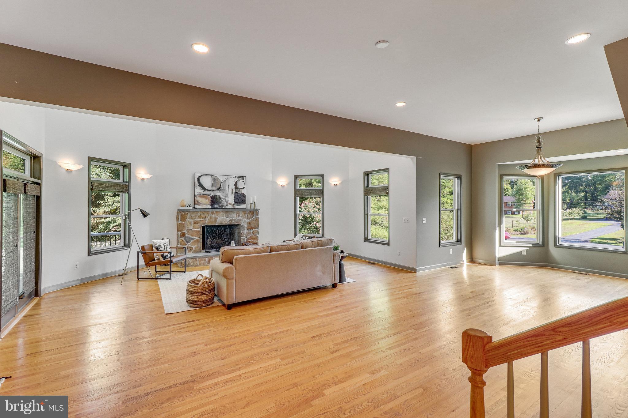 BROAD RUN FARMS - Residential