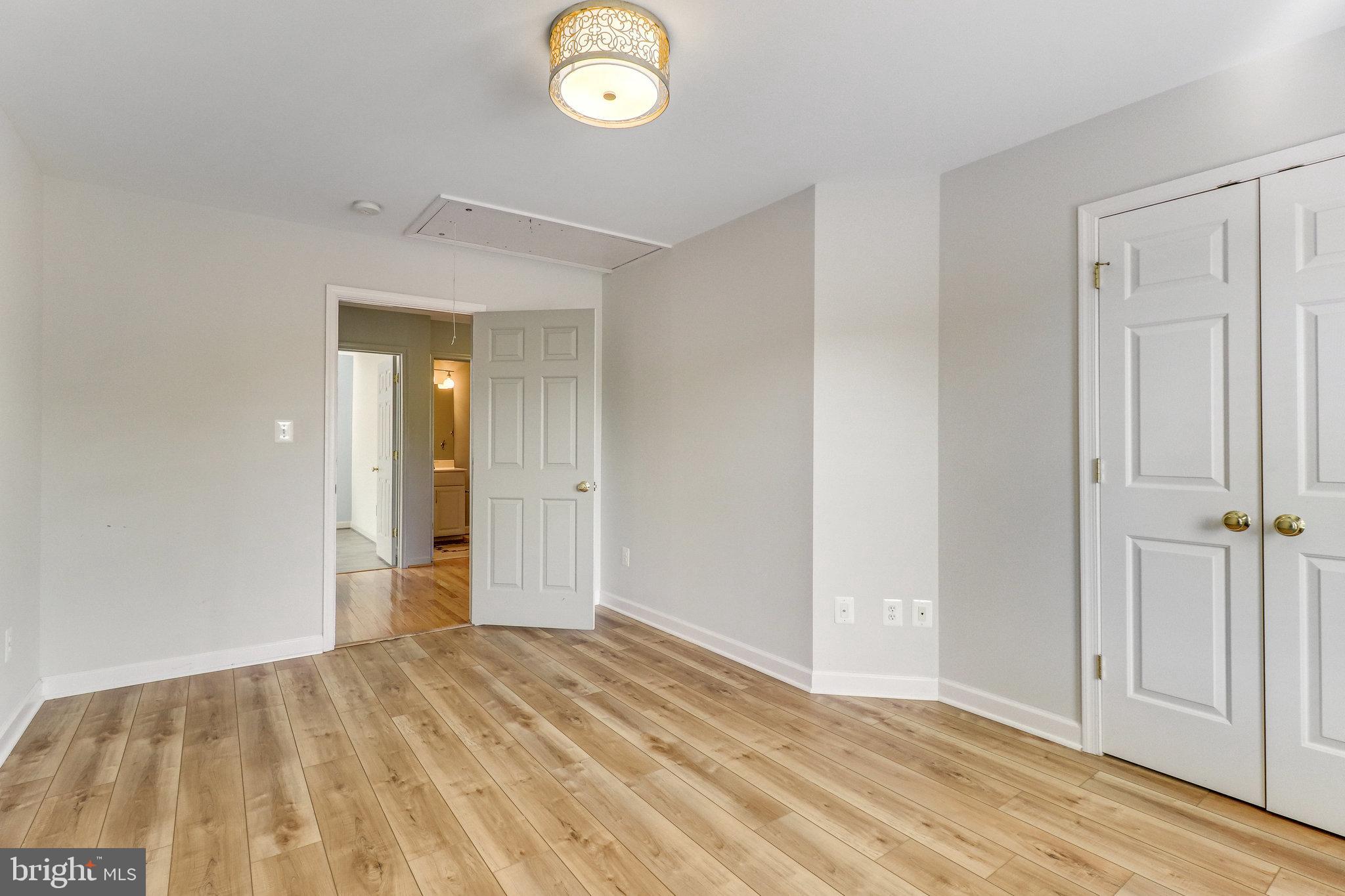 BROAD RUN FARMS - Residential