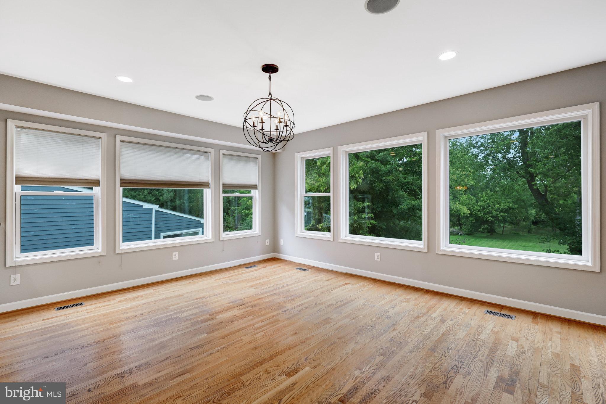 BROAD RUN FARMS - Residential