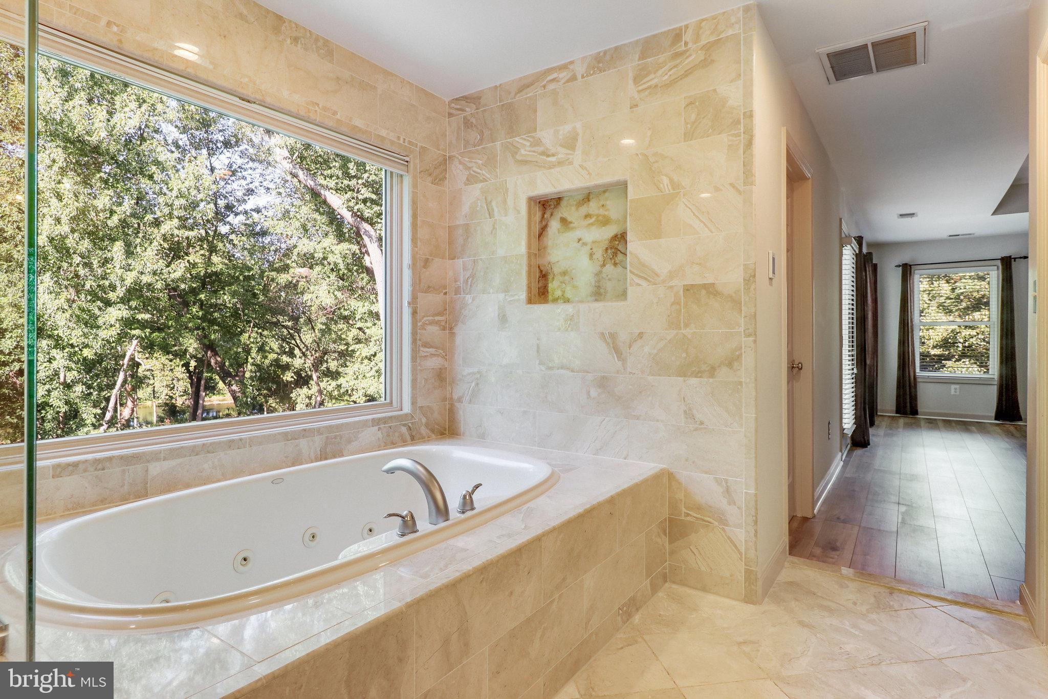 BROAD RUN FARMS - Residential