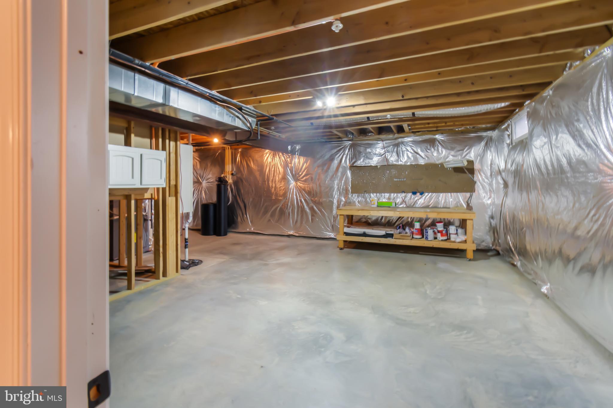 VILLAGE OF MEADOW CREEK - Residential