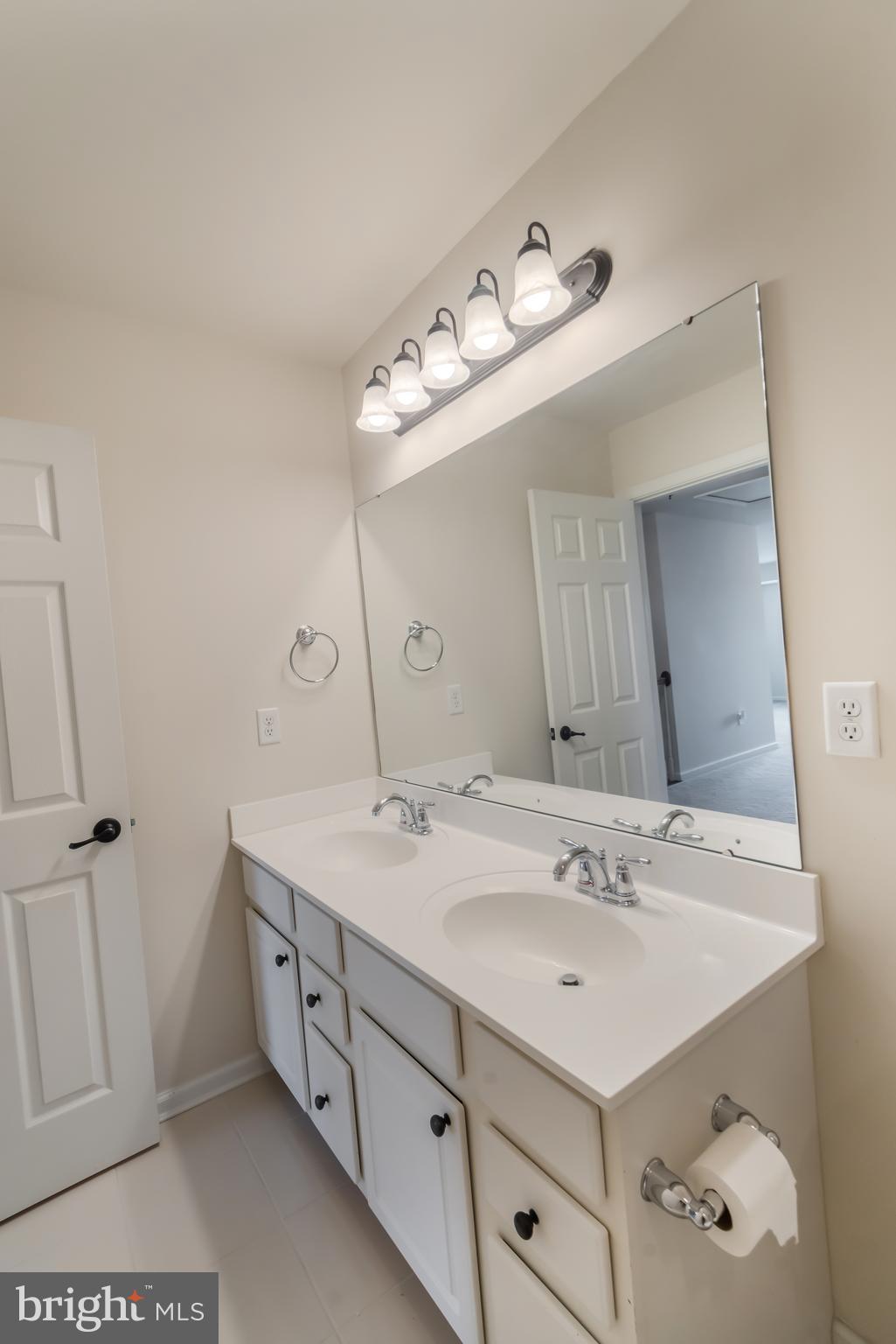 VILLAGE OF MEADOW CREEK - Residential