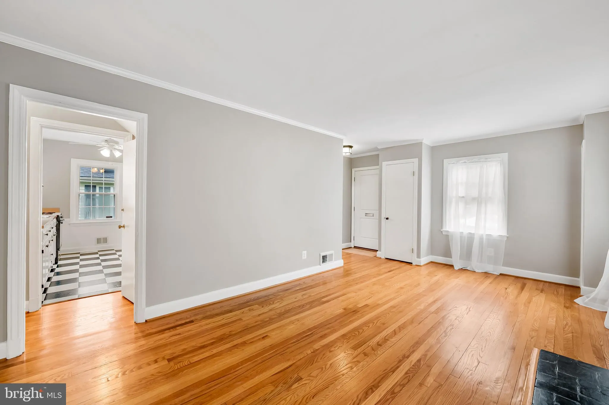 Baltimore, Maryland 21210, United States, 2 Bedrooms Bedrooms, ,2 BathroomsBathrooms,Residential,Active,211741