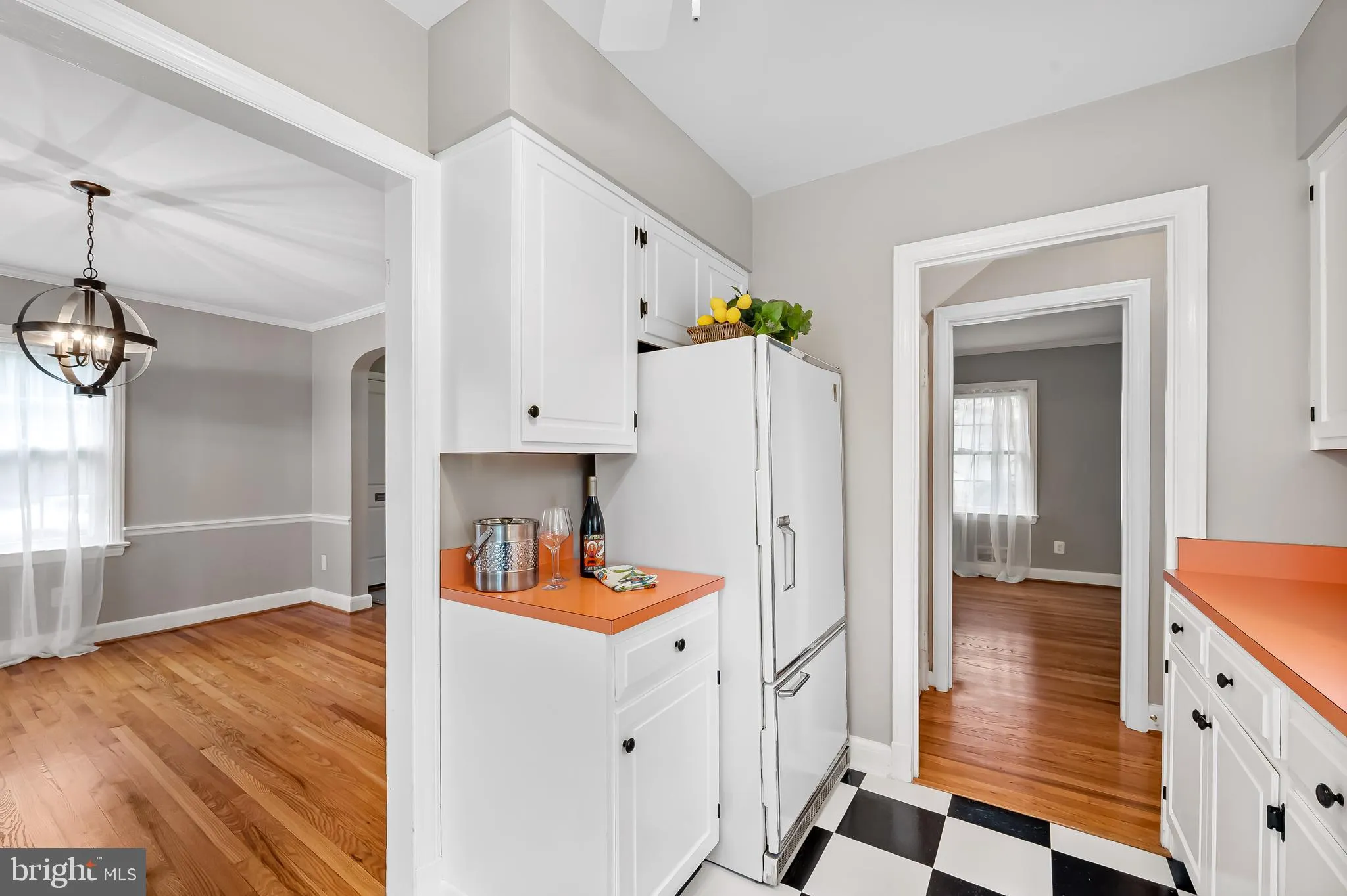 Baltimore, Maryland 21210, United States, 2 Bedrooms Bedrooms, ,2 BathroomsBathrooms,Residential,Active,211741