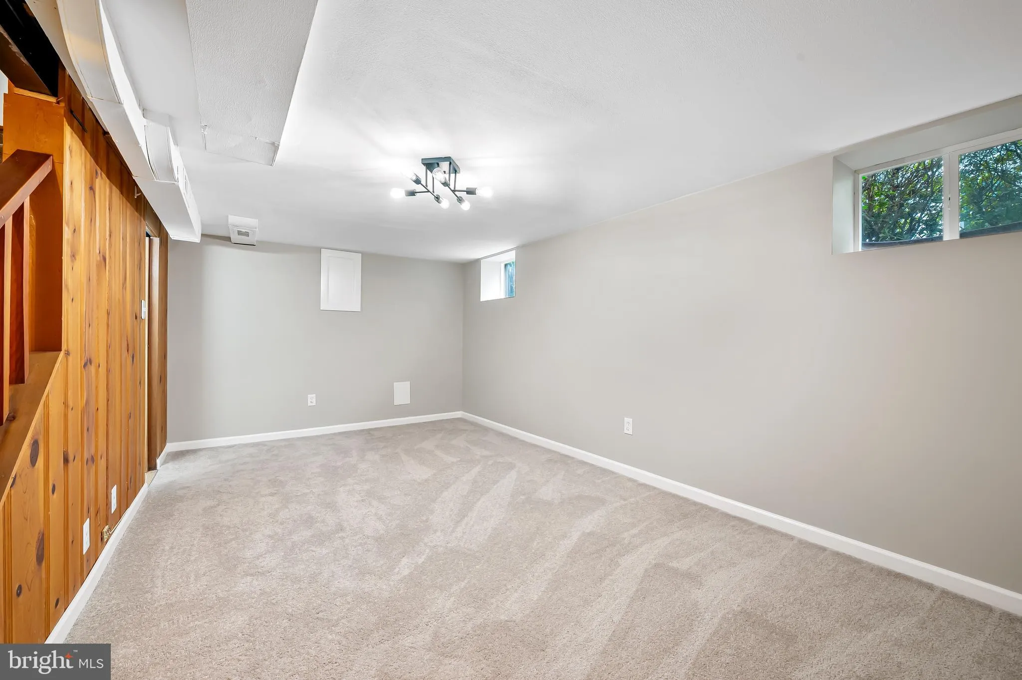 Baltimore, Maryland 21210, United States, 2 Bedrooms Bedrooms, ,2 BathroomsBathrooms,Residential,Active,211741