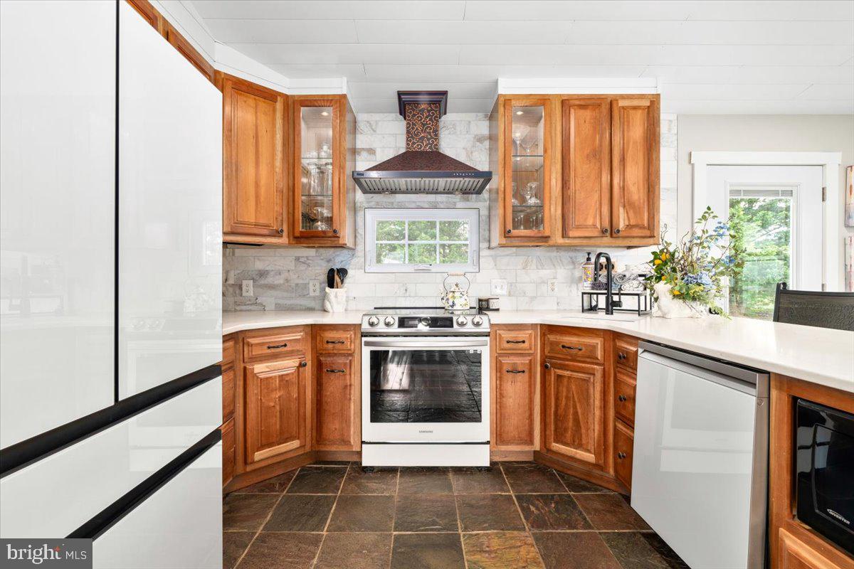 BRIAR RUN - Residential