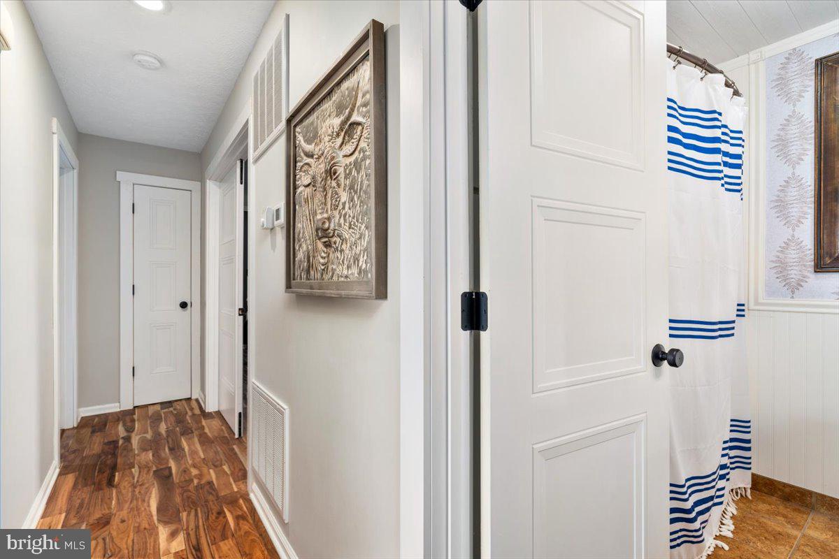 BRIAR RUN - Residential