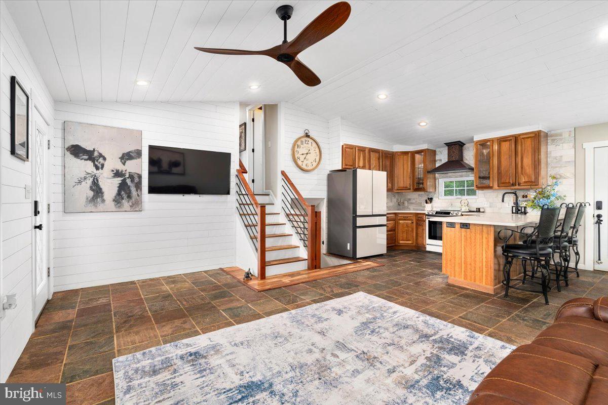 BRIAR RUN - Residential