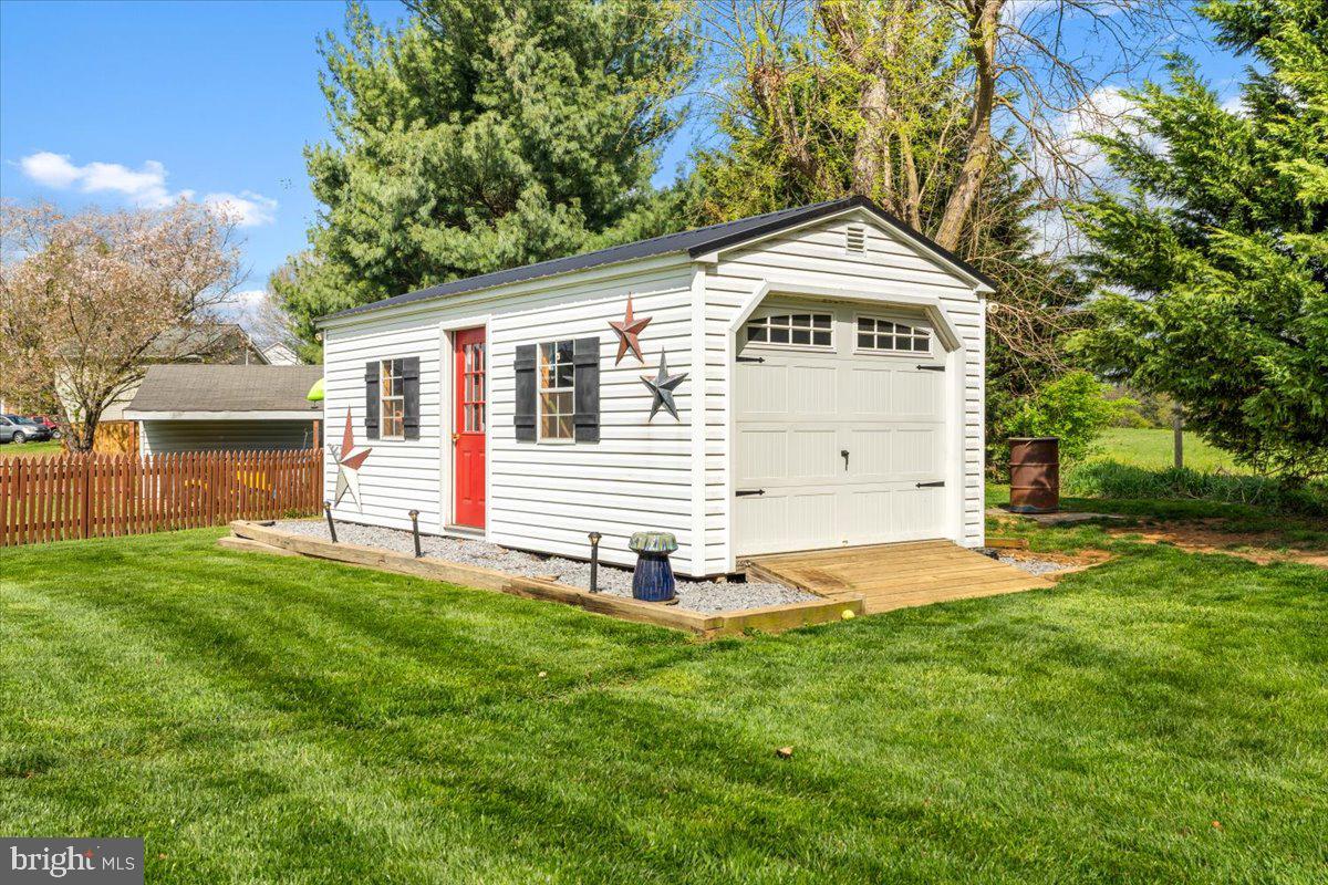 BRIAR RUN - Residential