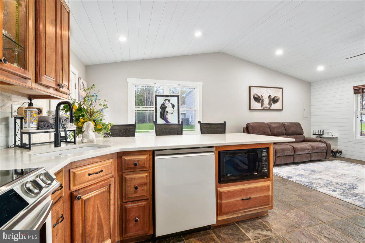 BRIAR RUN - Residential