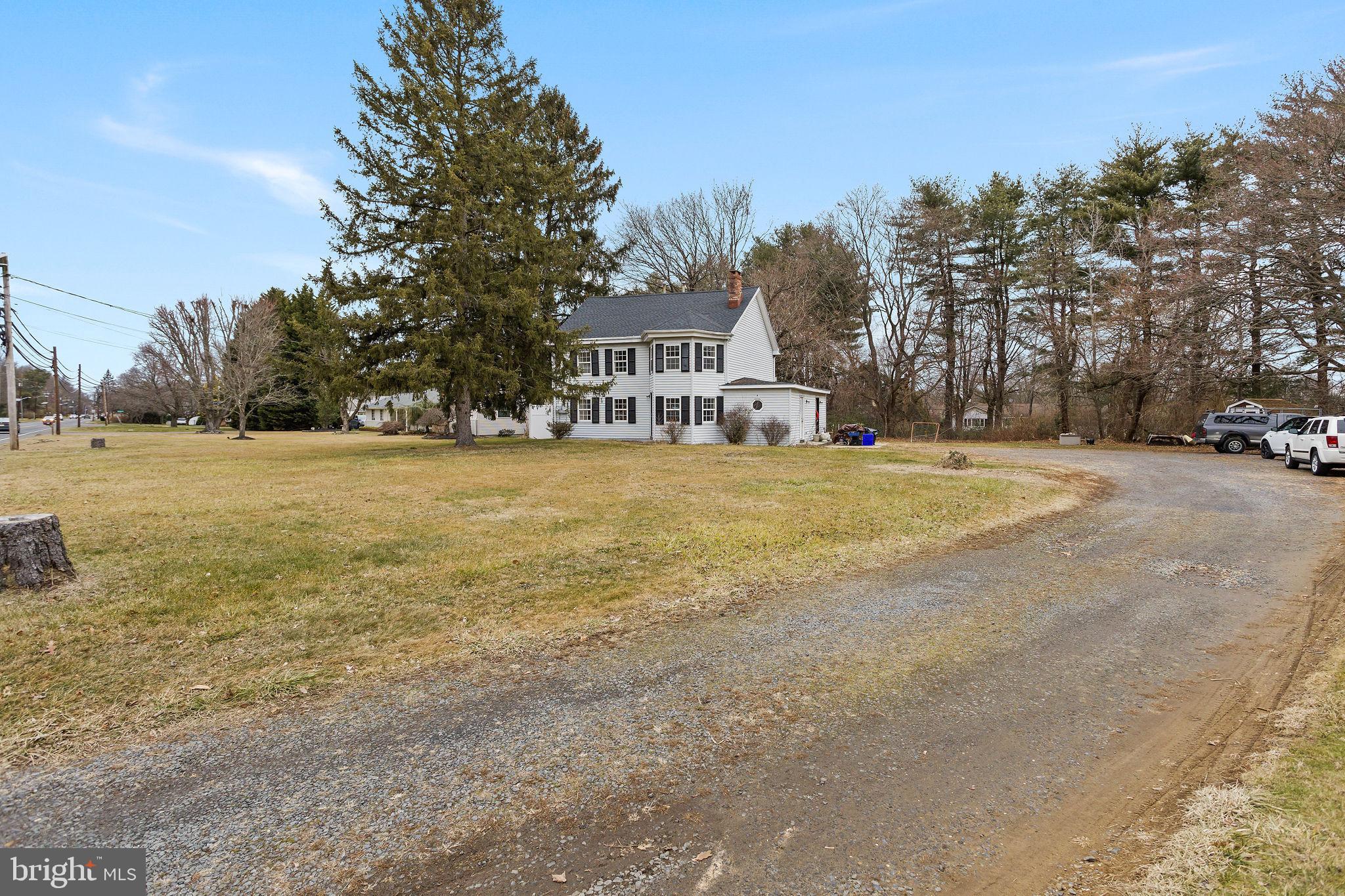 100 ROBBINSVILLE ALLENTOWN RD