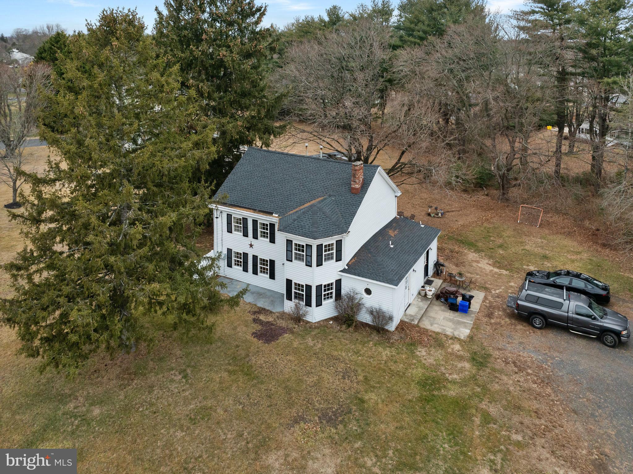 100 ROBBINSVILLE ALLENTOWN RD