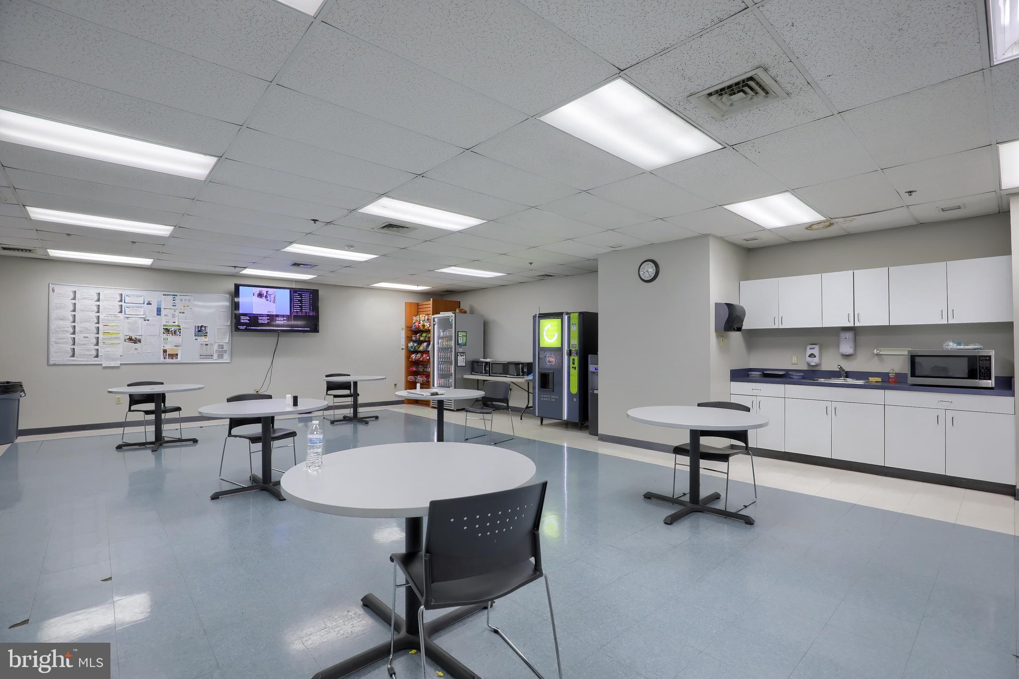 CITY LINE BUSINESS CENTER - Commercial Sale
