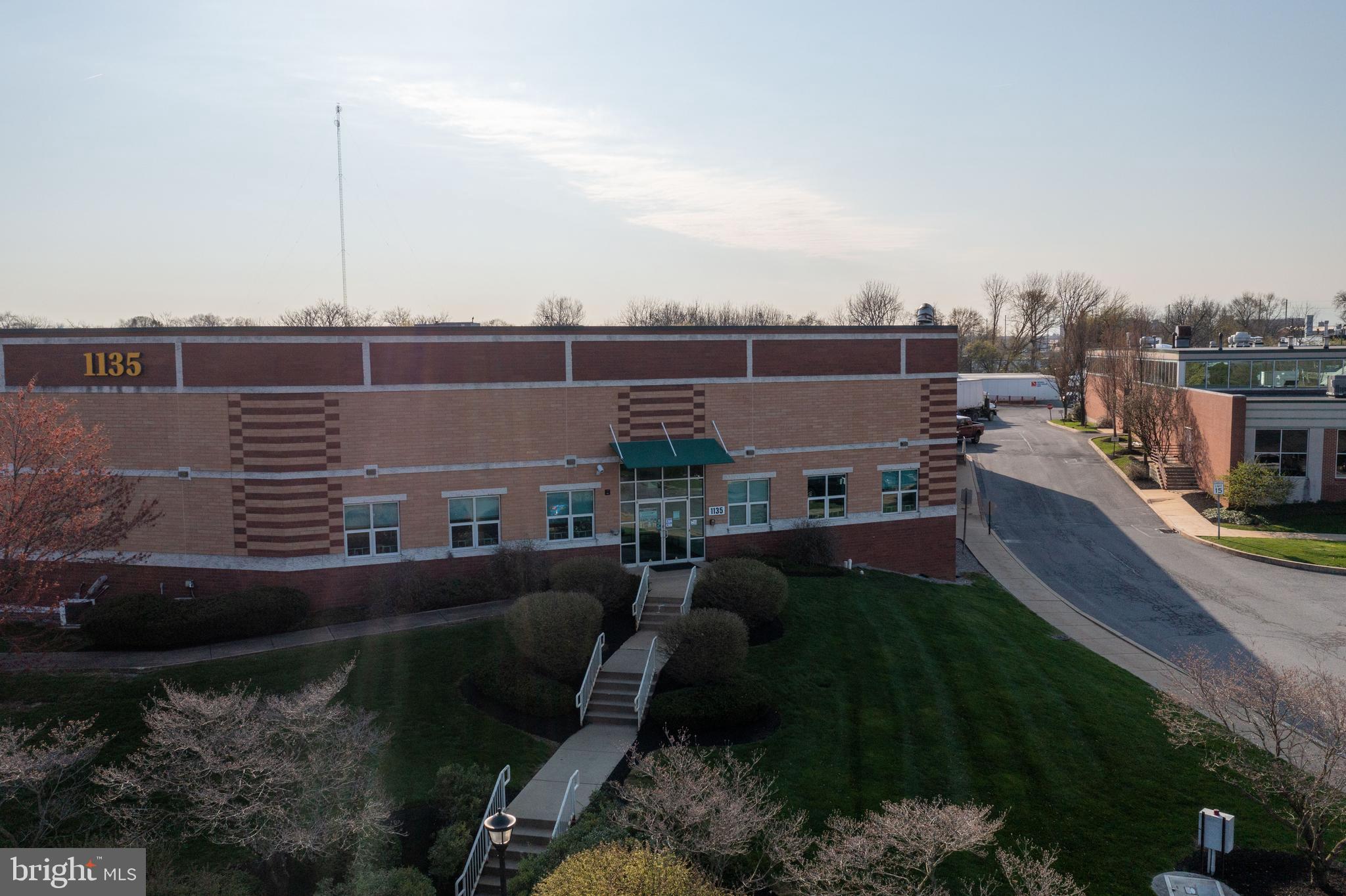 CITY LINE BUSINESS CENTER - Commercial Sale