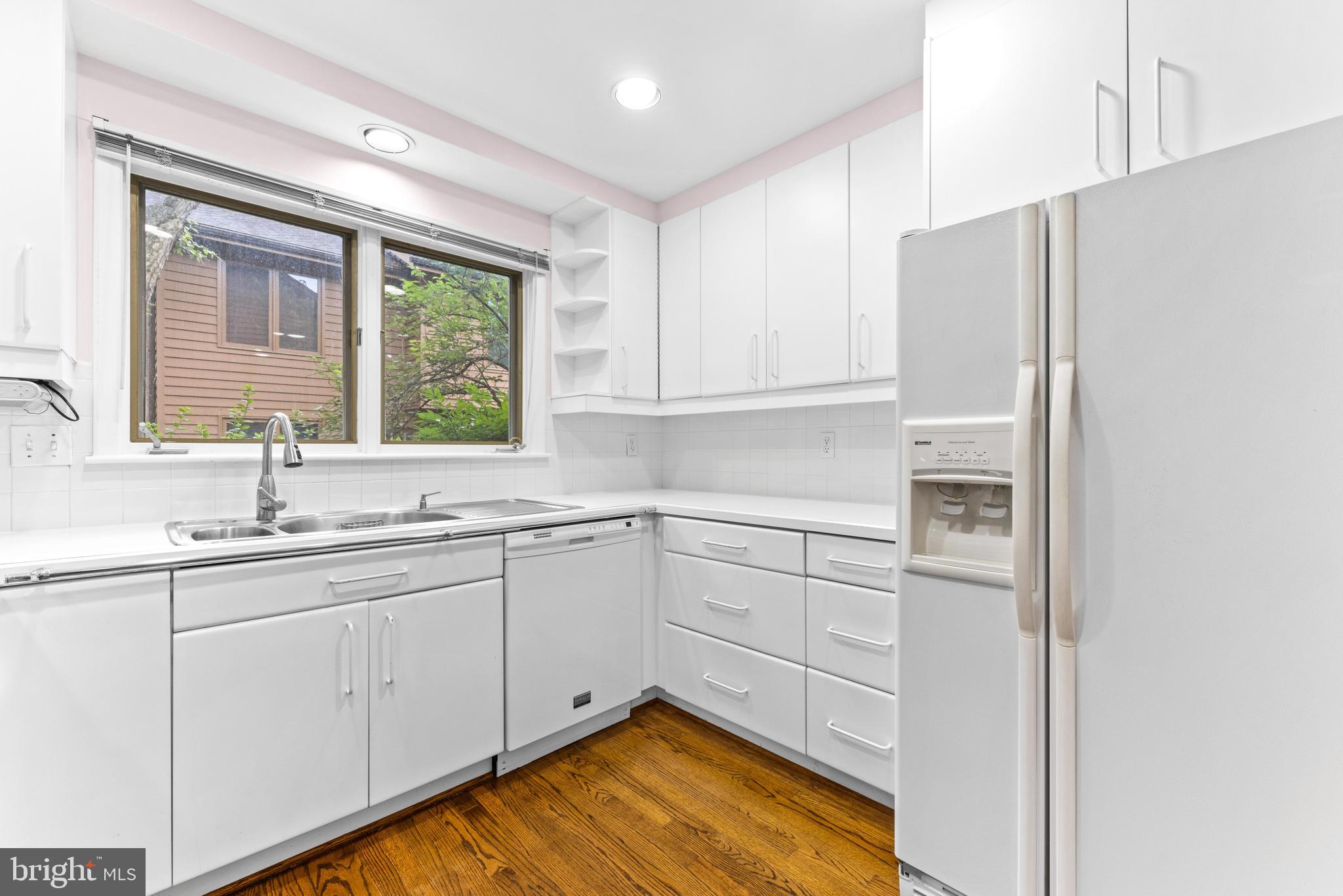 SCARBOROUGH - Residential