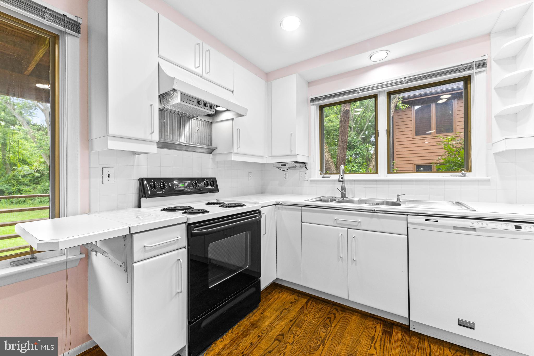 SCARBOROUGH - Residential