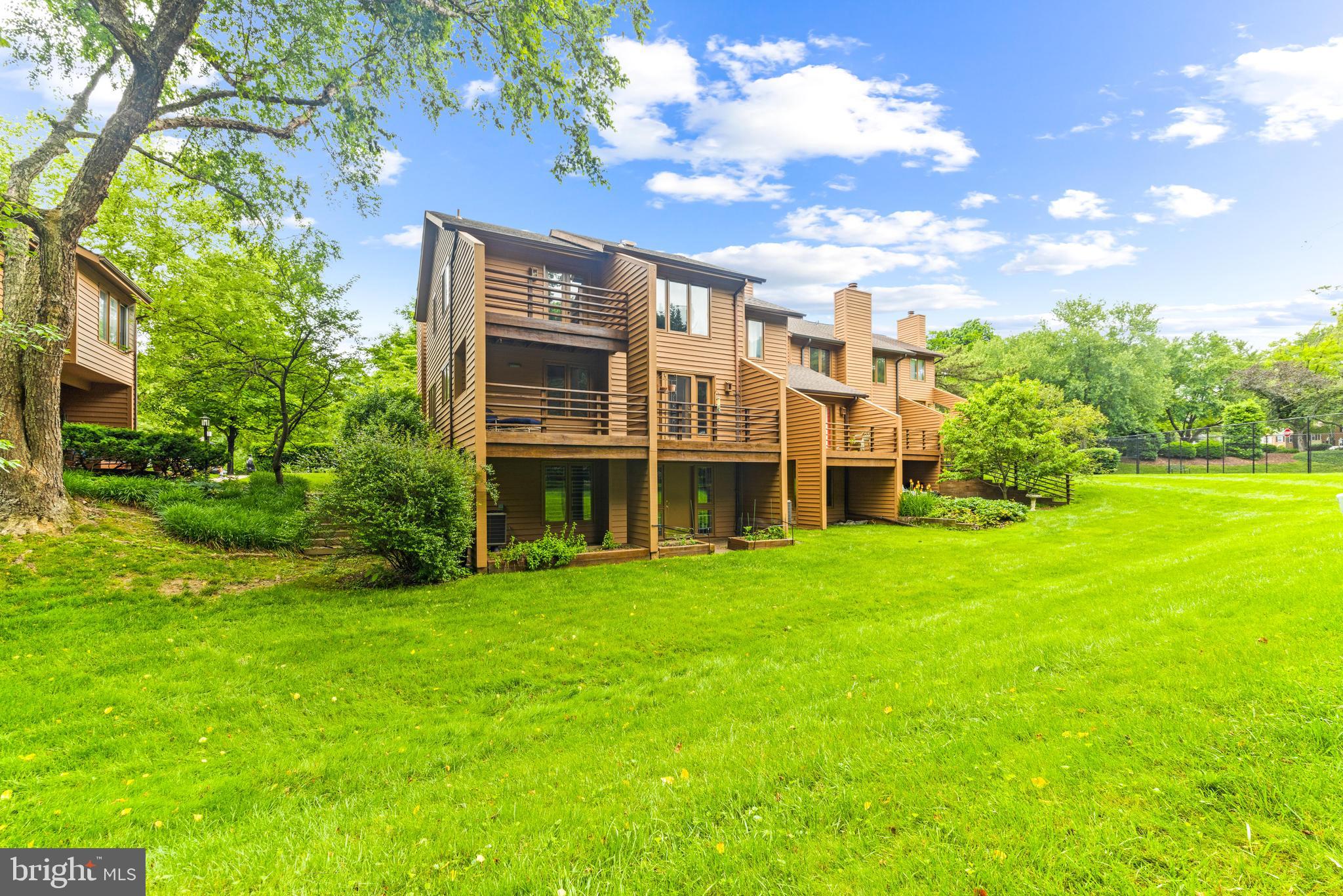 SCARBOROUGH - Residential