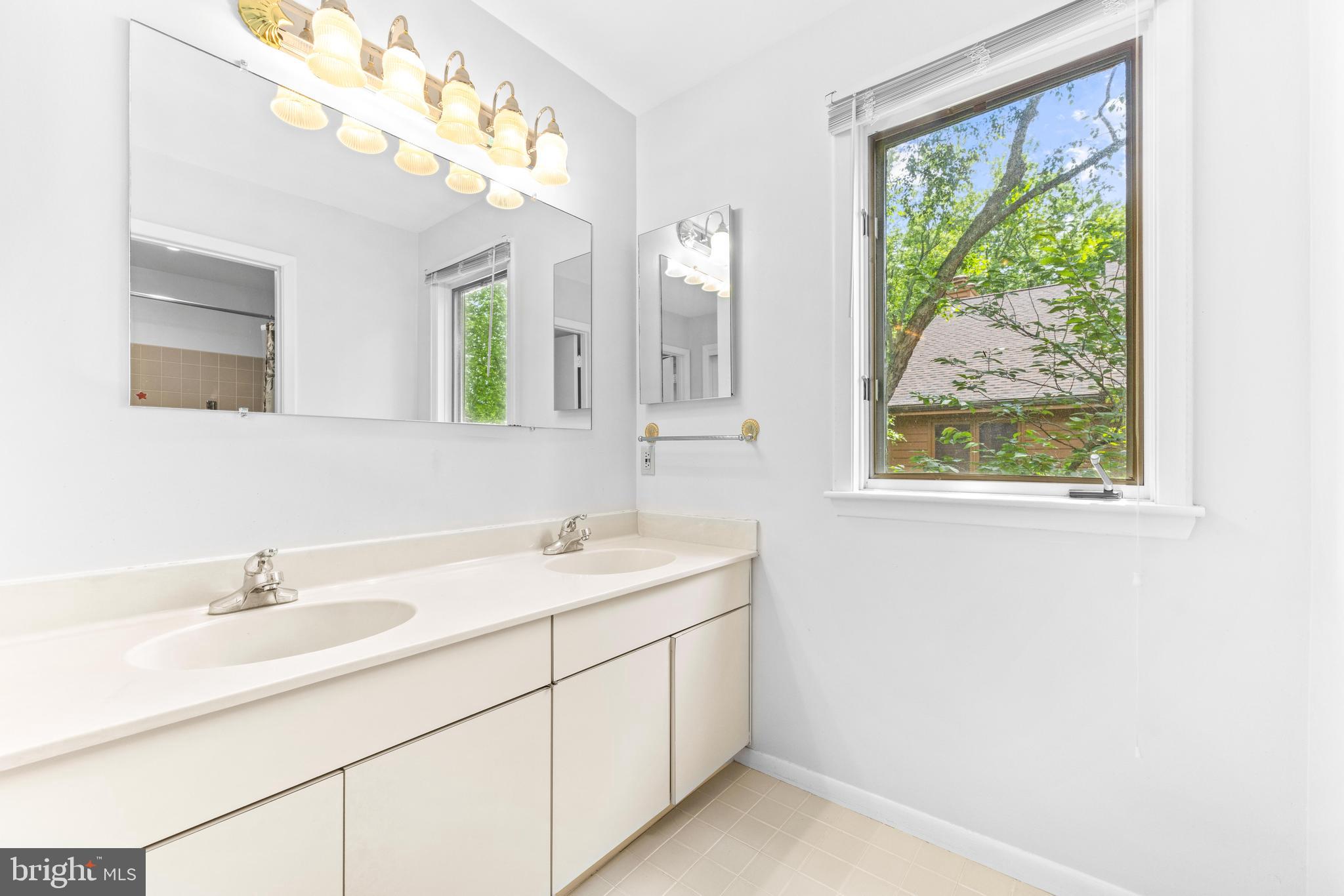 SCARBOROUGH - Residential