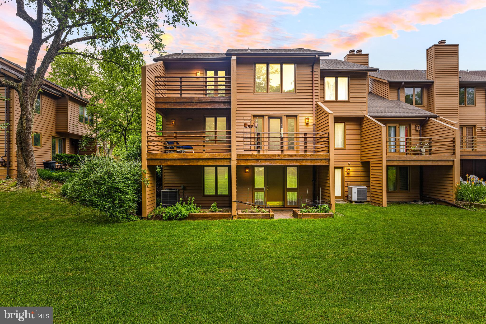 SCARBOROUGH - Residential