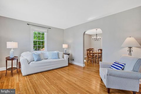 Tiny photo for 601 Forest View Road, LINTHICUM HEIGHTS, MD 21090 (MLS # MDAA2142064)