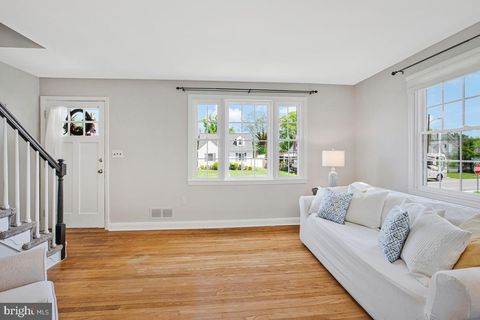 Tiny photo for 601 Forest View Road, LINTHICUM HEIGHTS, MD 21090 (MLS # MDAA2142064)