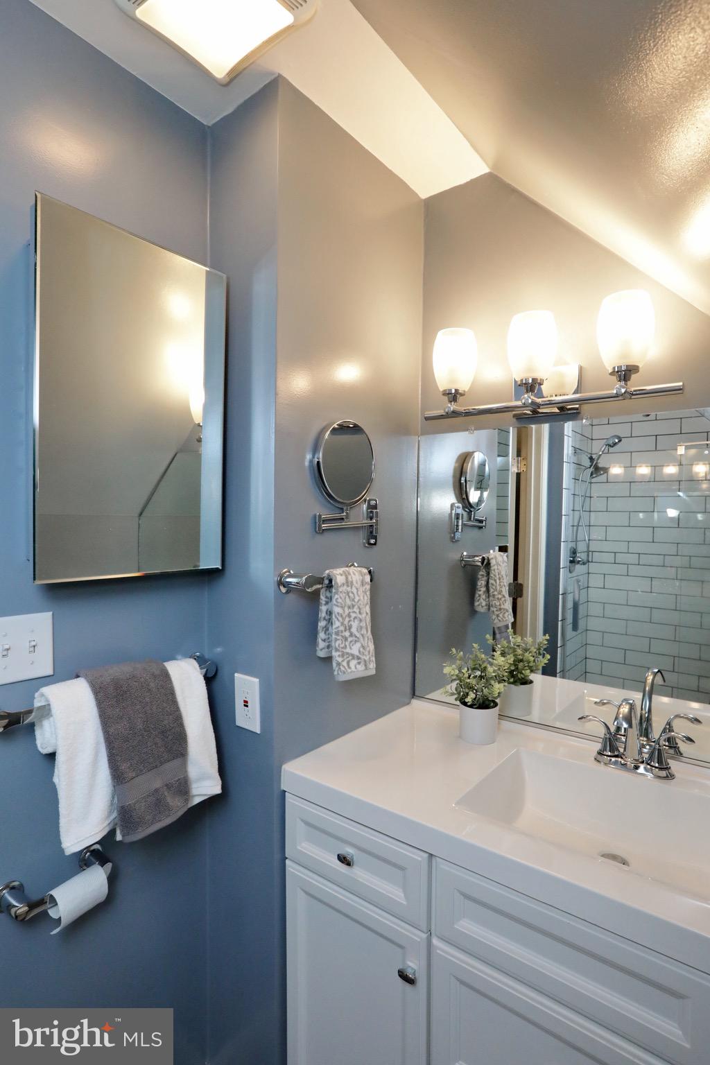 DORCHESTER - Residential