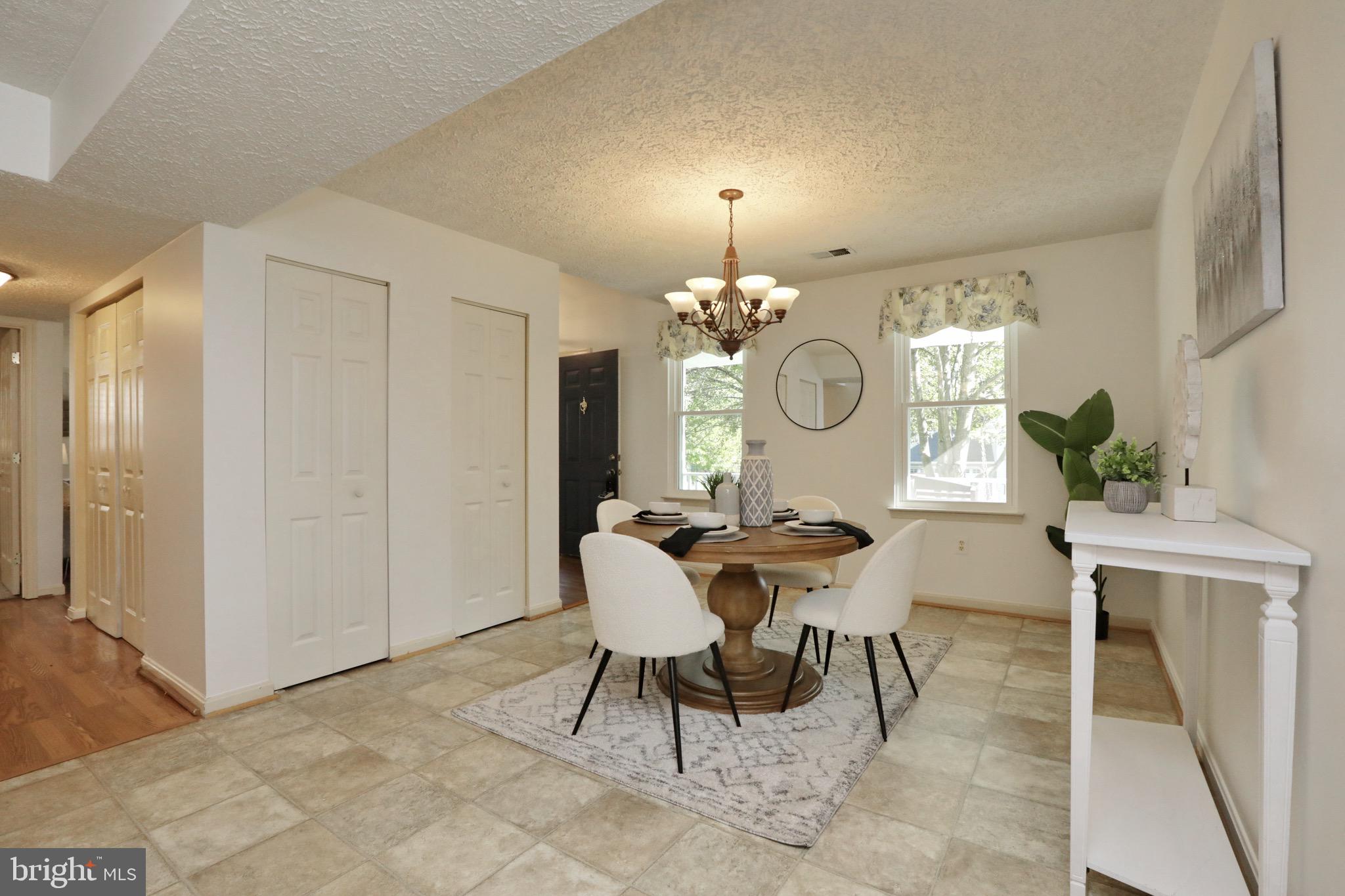 DORCHESTER - Residential