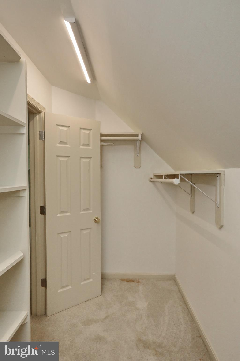 DORCHESTER - Residential