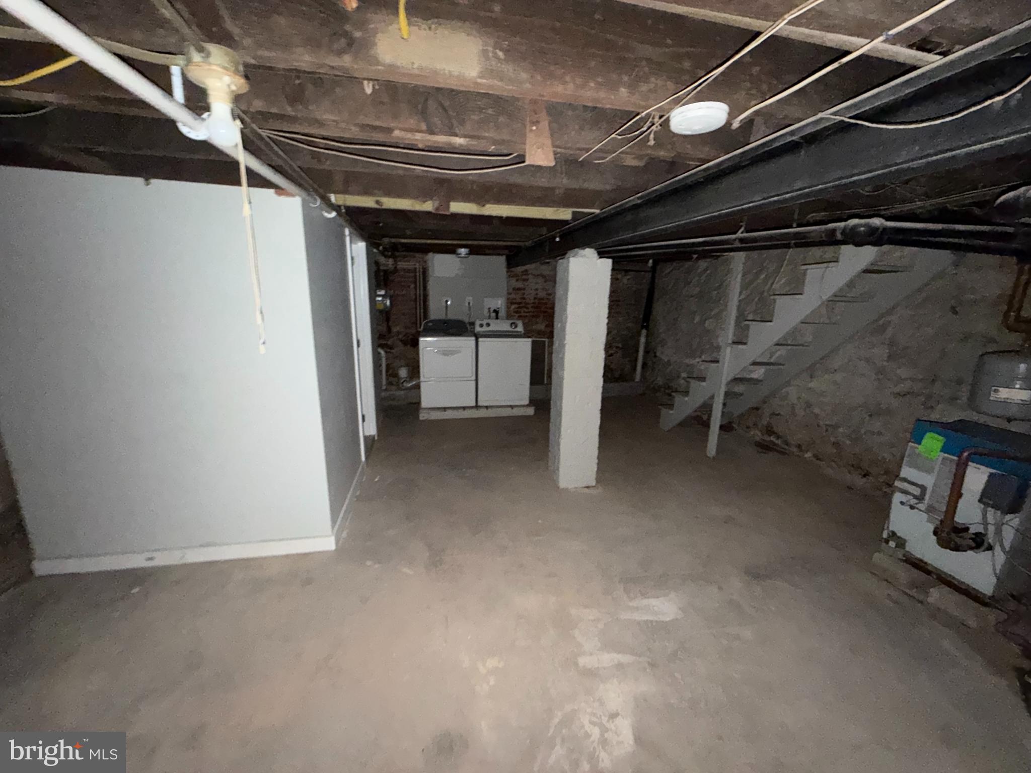 MONTEBELLO - Residential