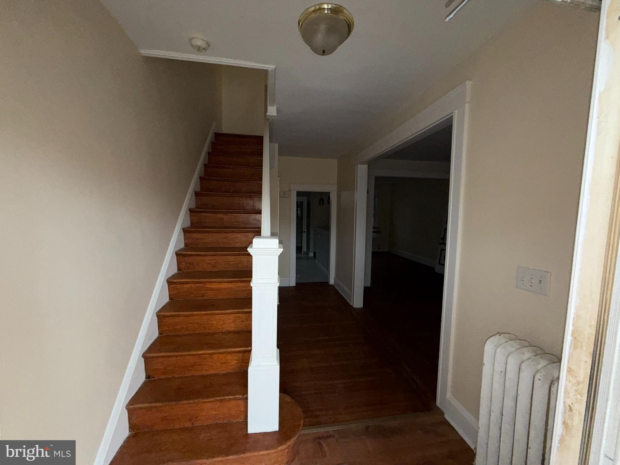 MONTEBELLO - Residential