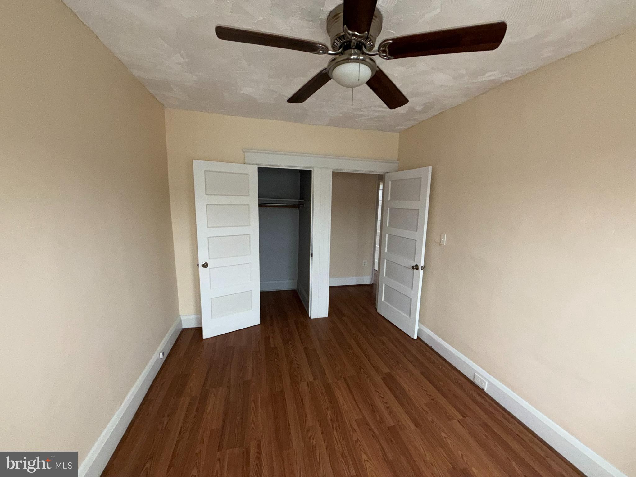 MONTEBELLO - Residential