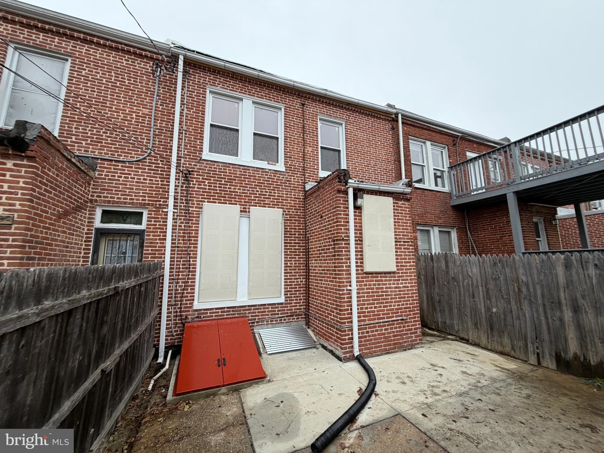 MONTEBELLO - Residential