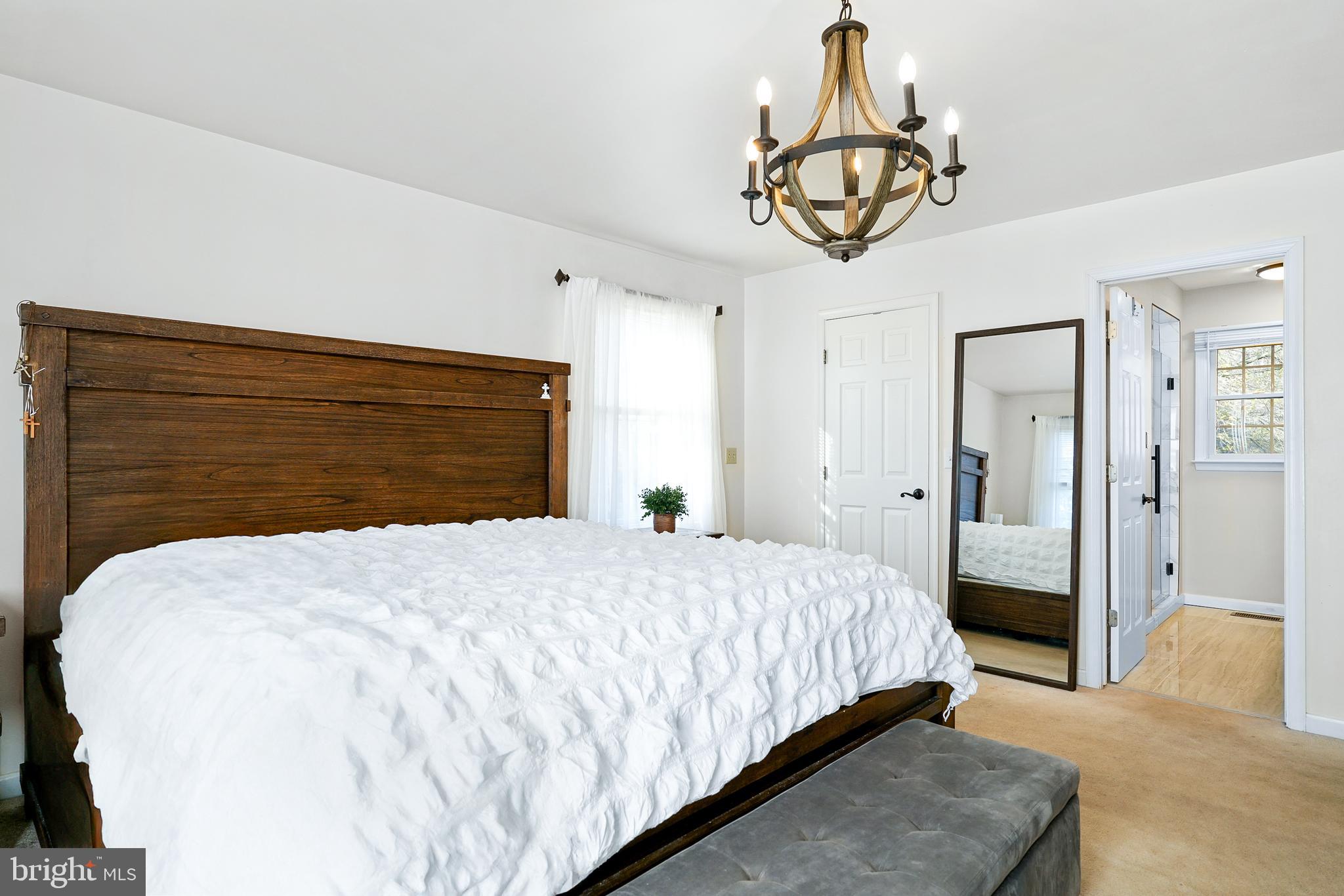 STRAWBERRY HILL - Residential