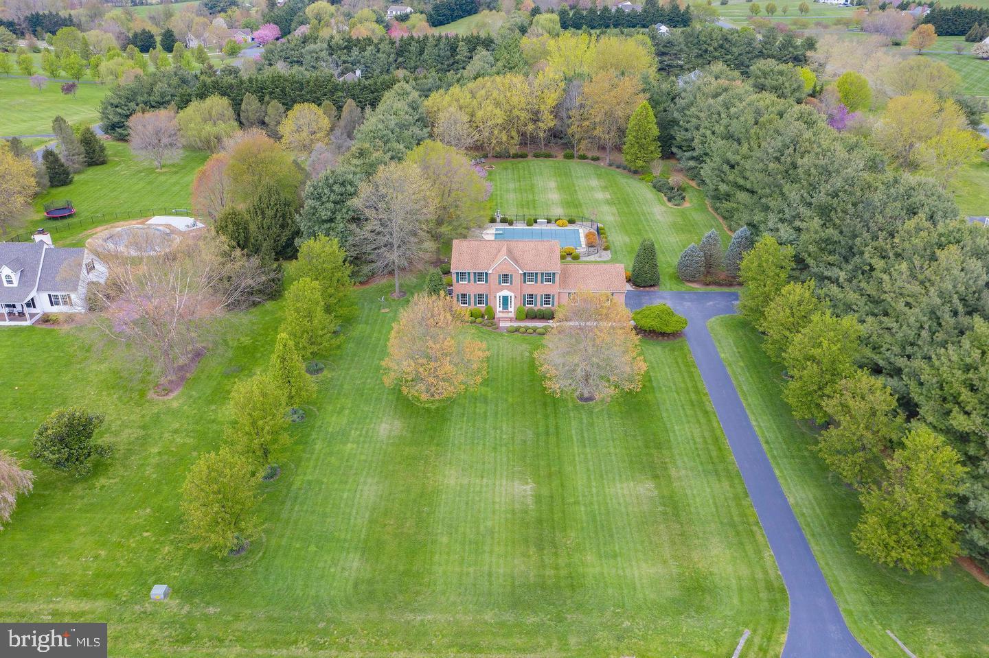 STRAWBERRY HILL - Residential