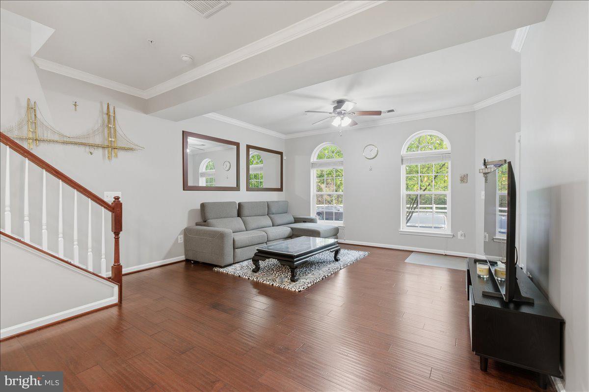 HEATHCOTE COMMONS CONDOMINIUMS - Residential