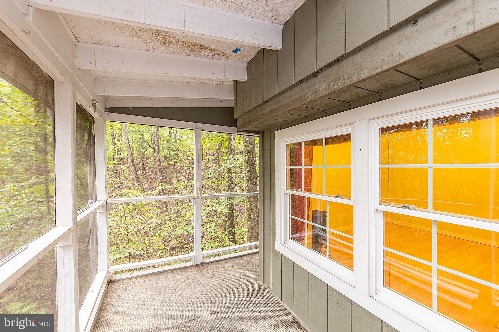 GLENWOOD FOREST - Residential