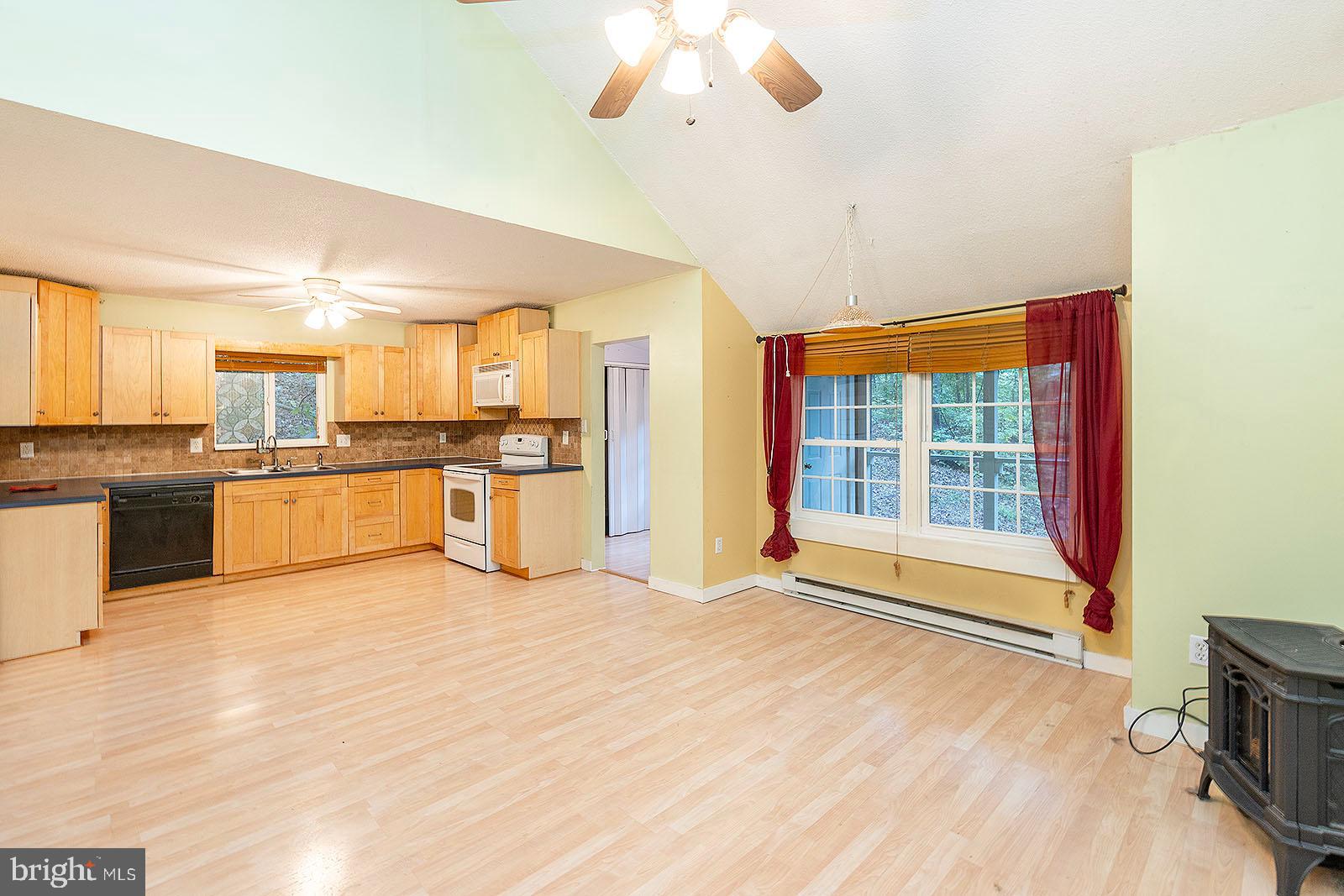 GLENWOOD FOREST - Residential