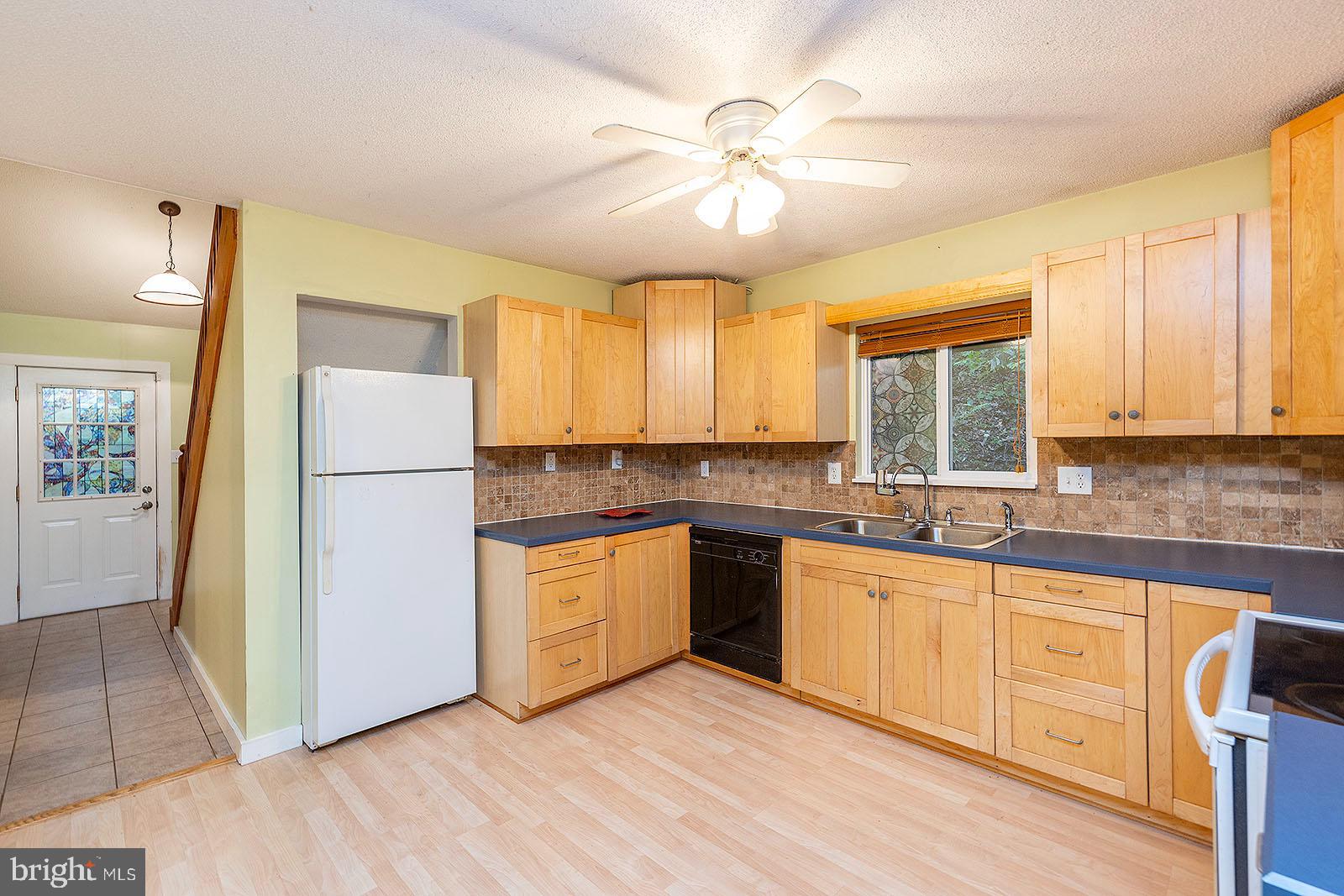 GLENWOOD FOREST - Residential