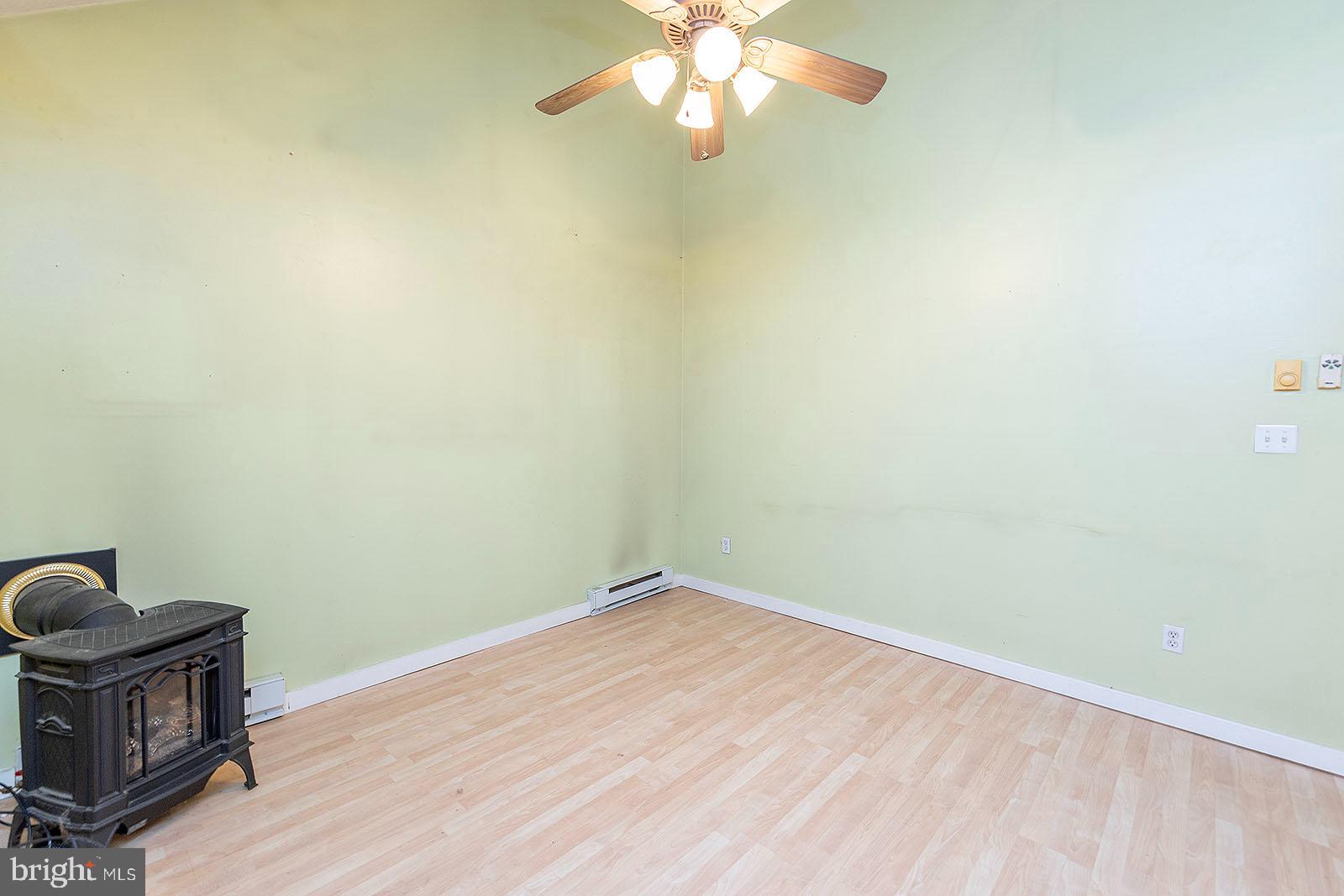 GLENWOOD FOREST - Residential