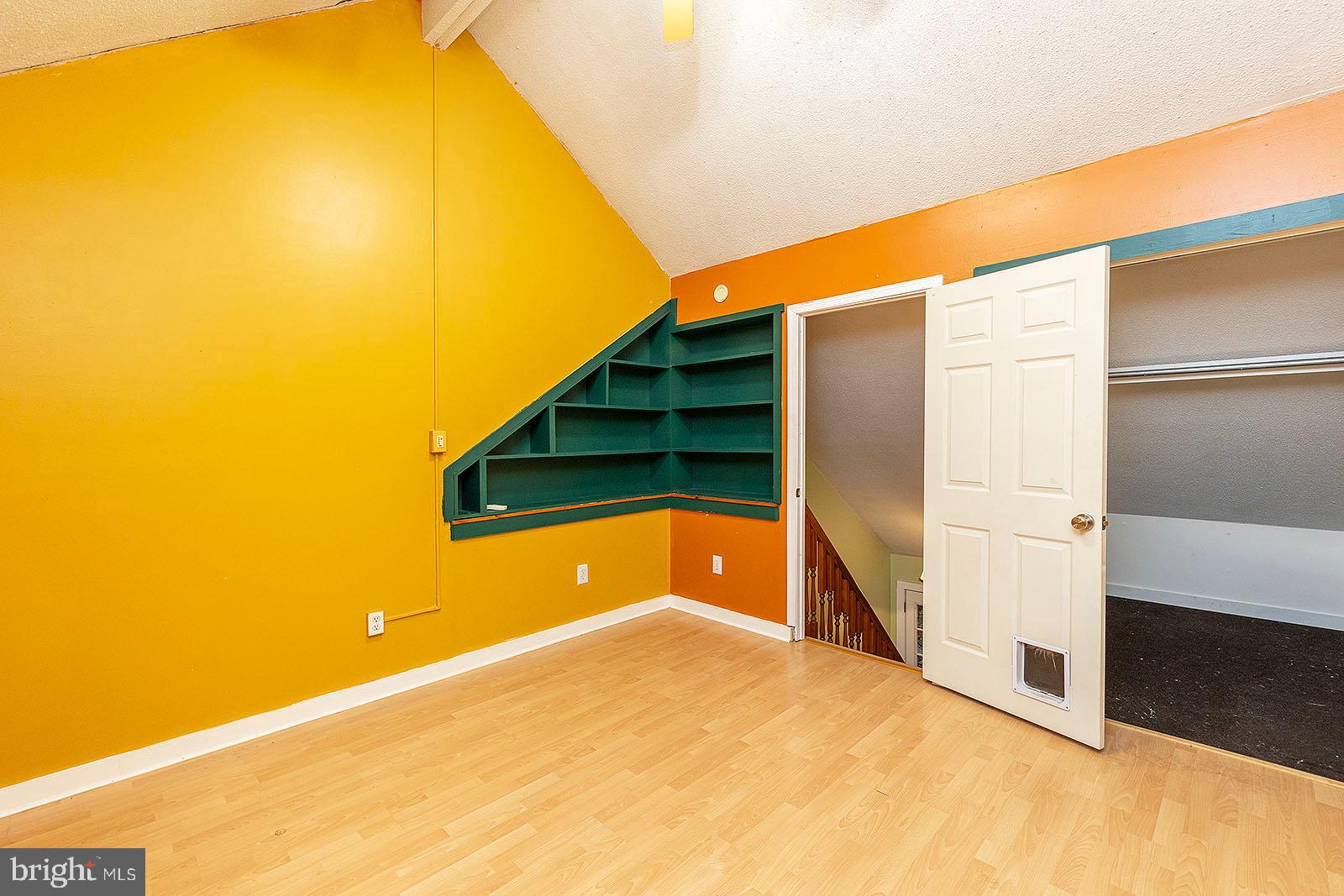 GLENWOOD FOREST - Residential