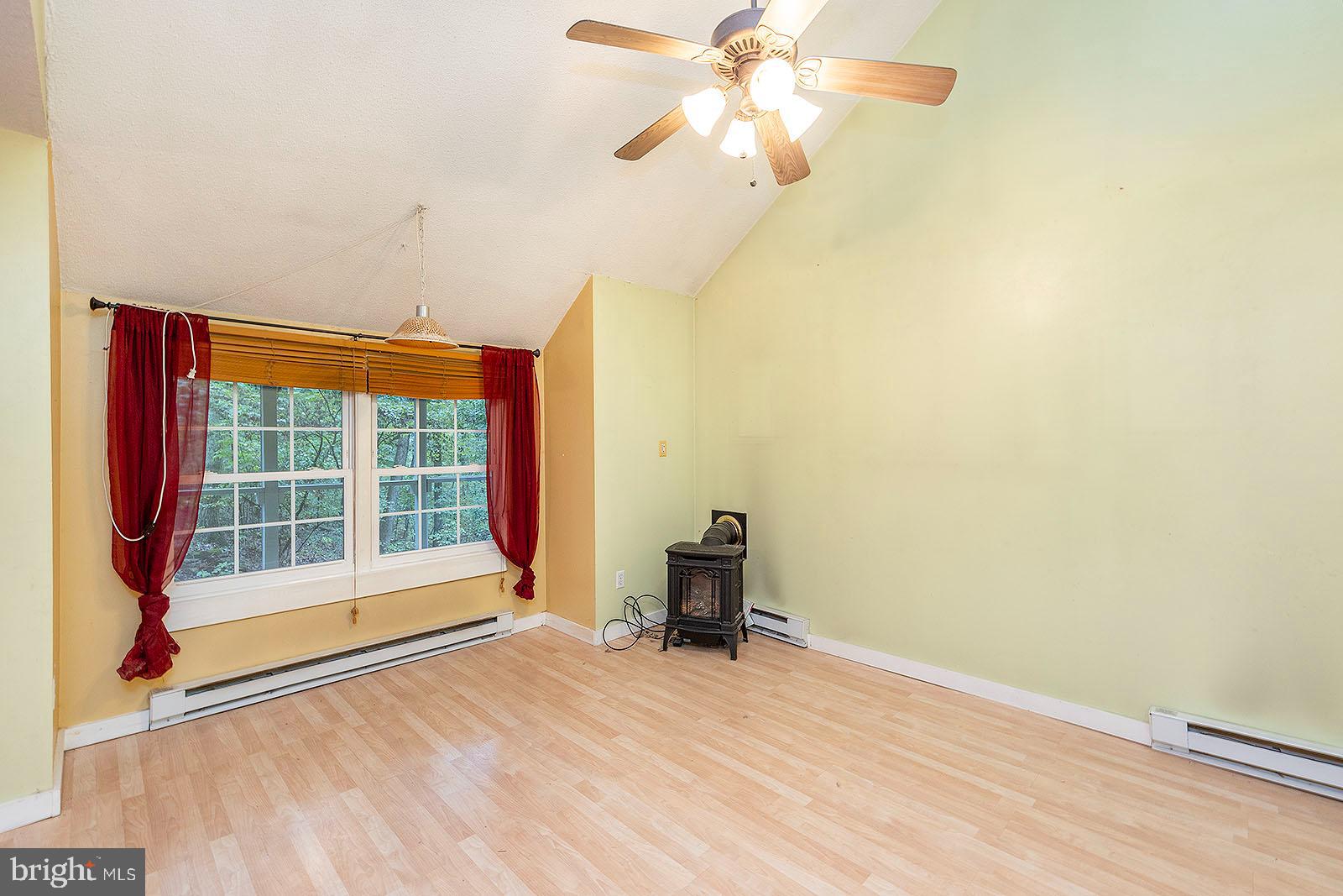 GLENWOOD FOREST - Residential