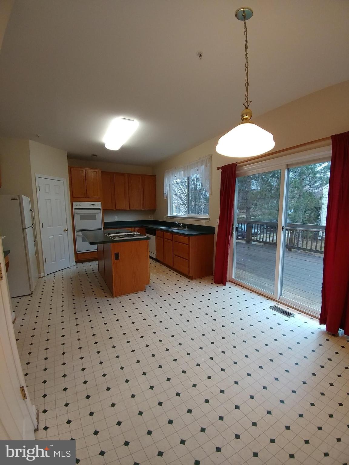 PINEY ORCHARD - Residential Lease