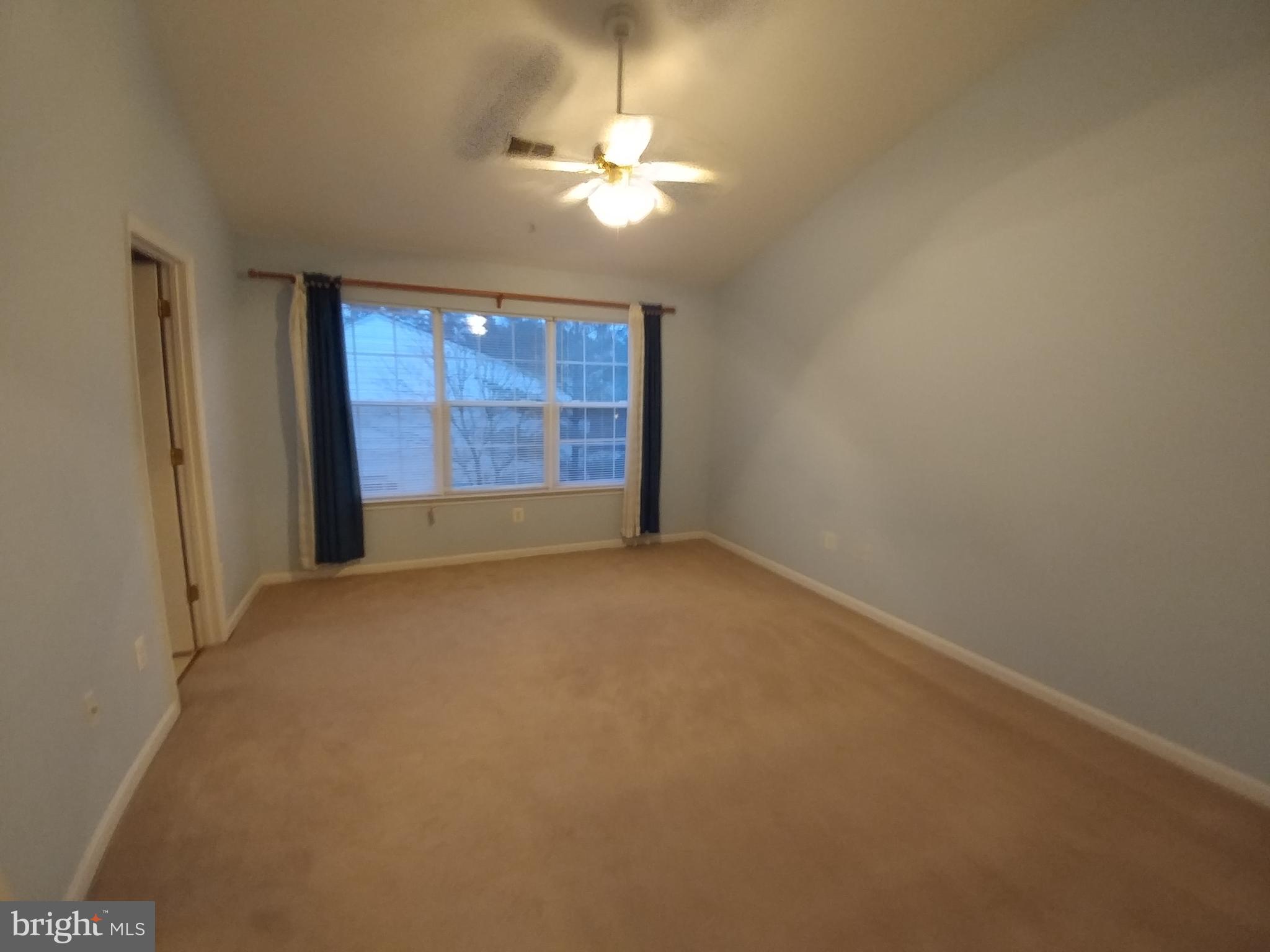 PINEY ORCHARD - Residential Lease